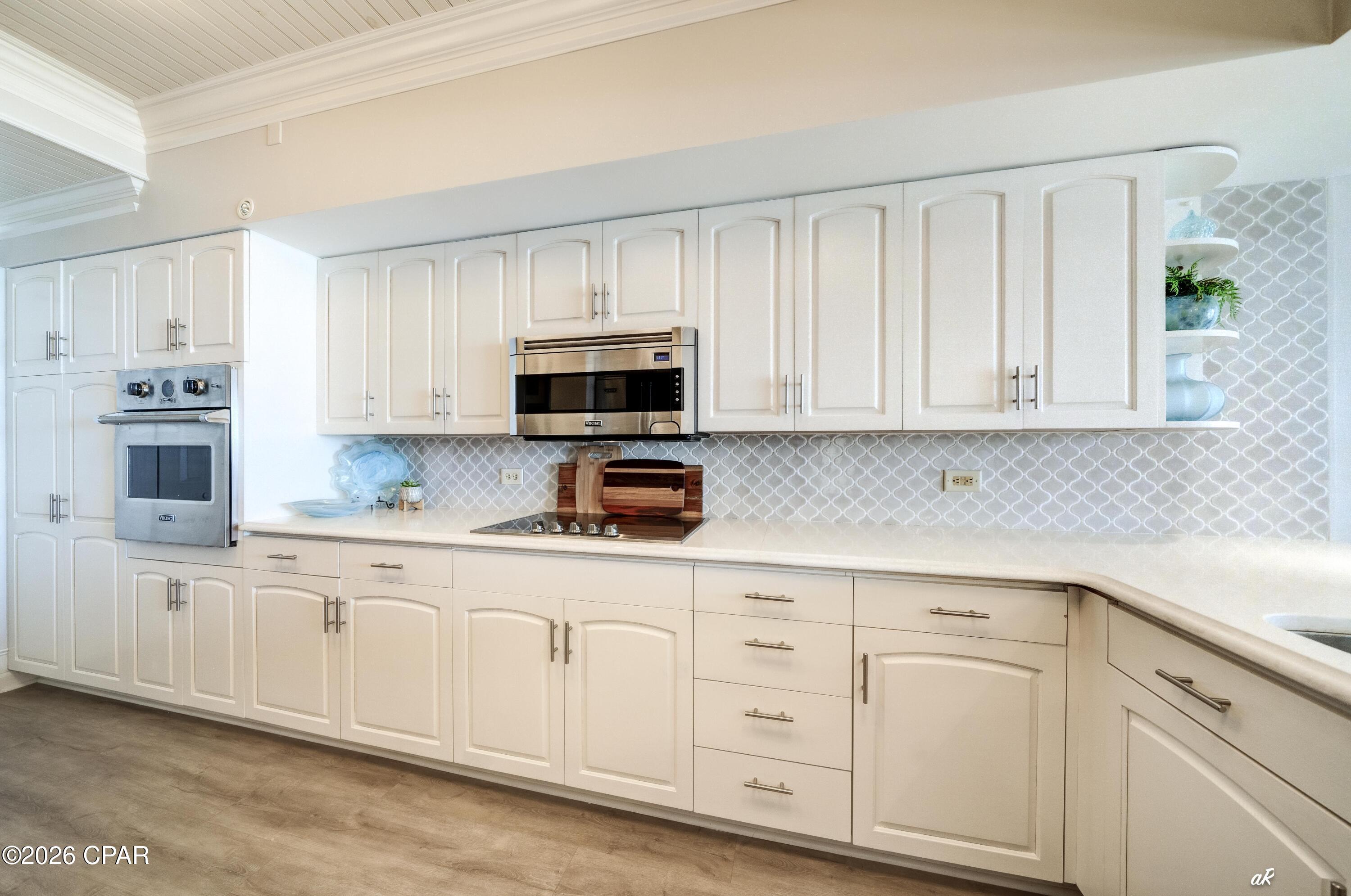 Summerwinds Condo - Residential