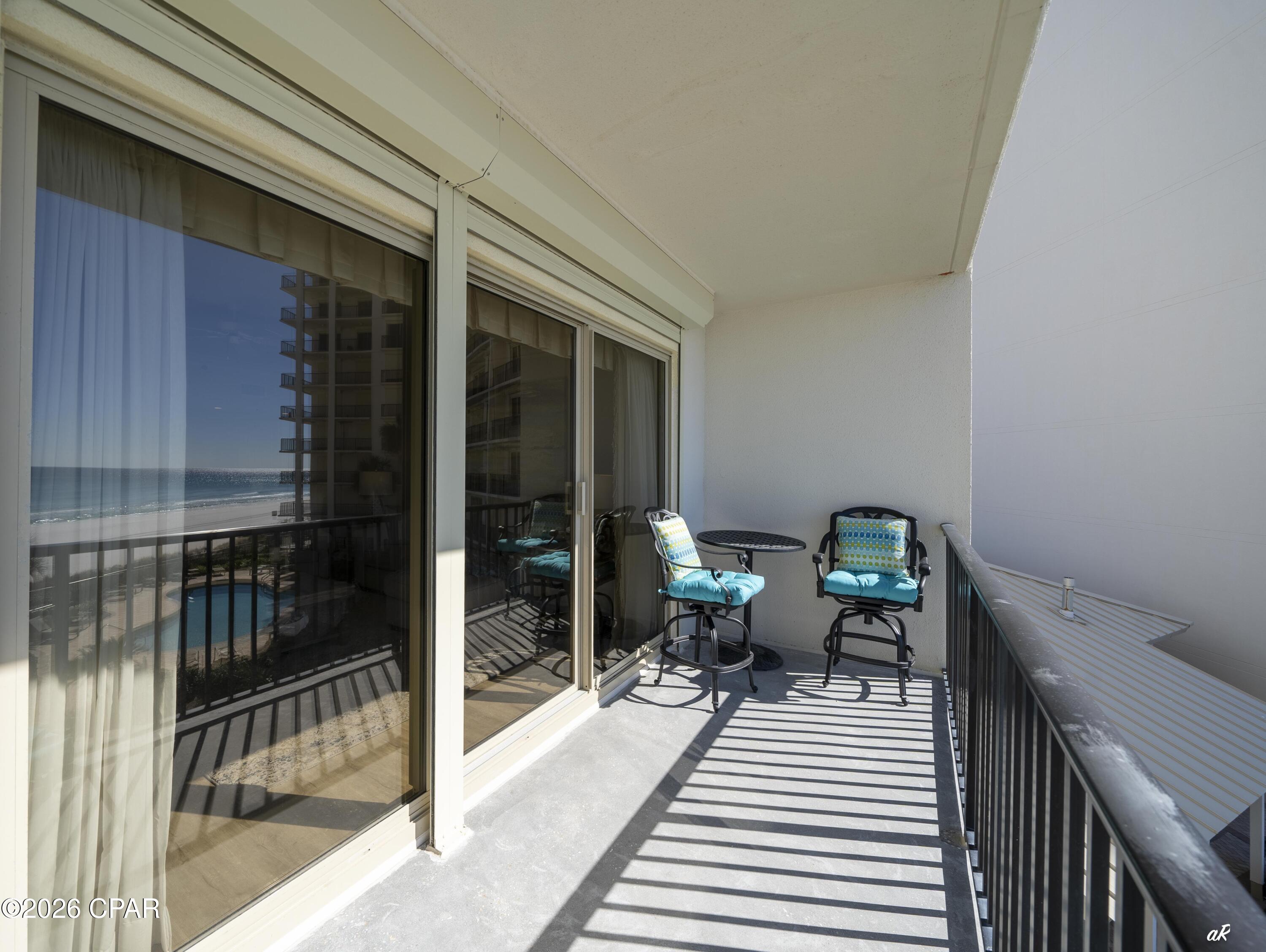 Summerwinds Condo - Residential