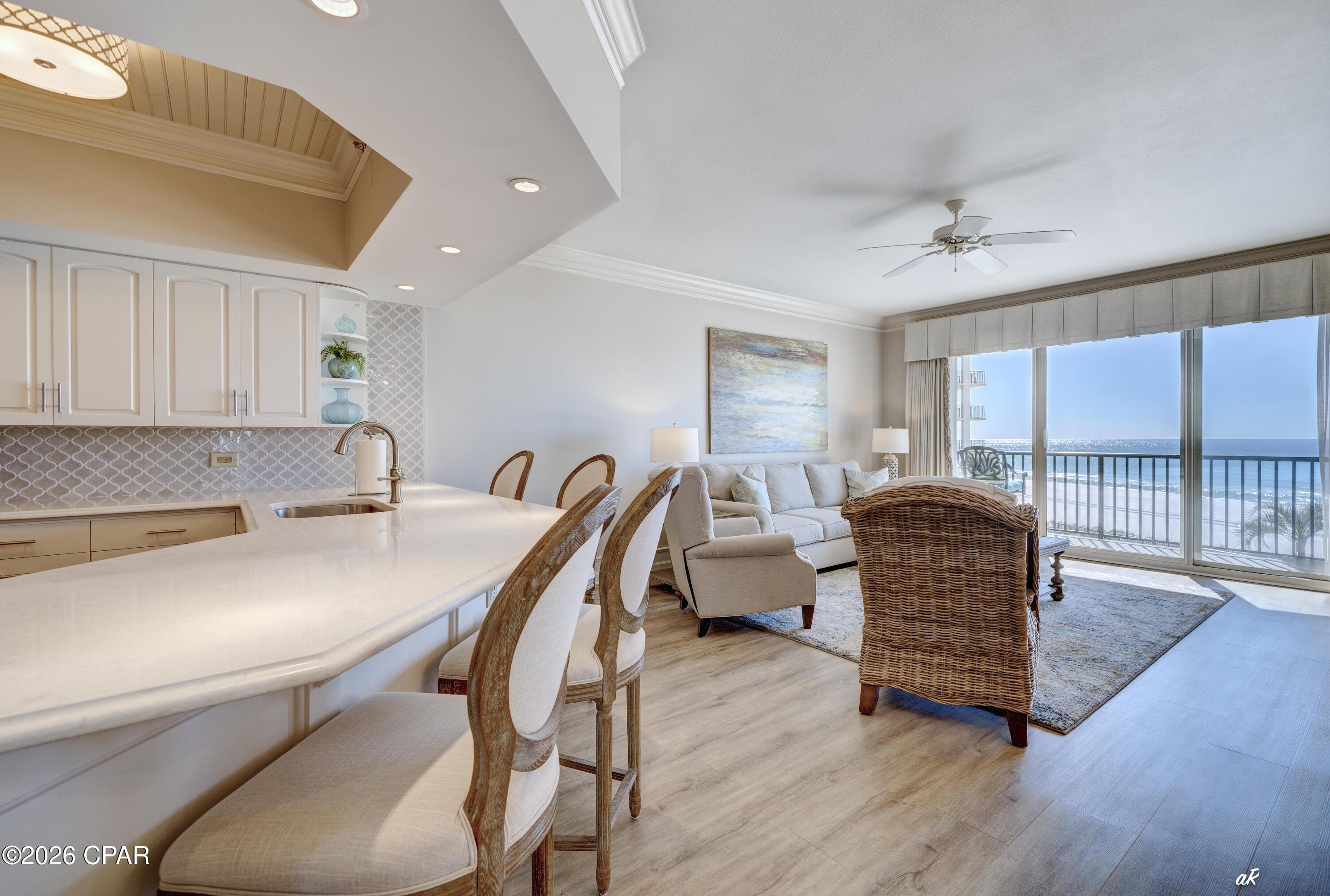 Summerwinds Condo - Residential