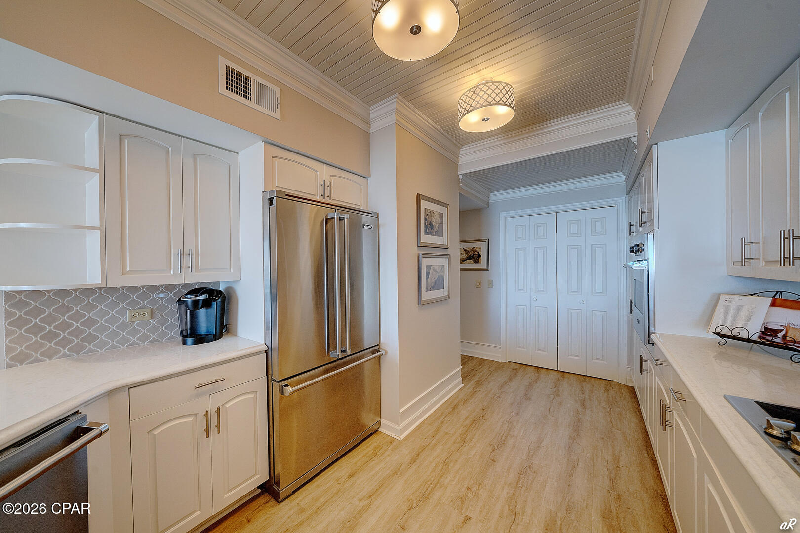 Summerwinds Condo - Residential