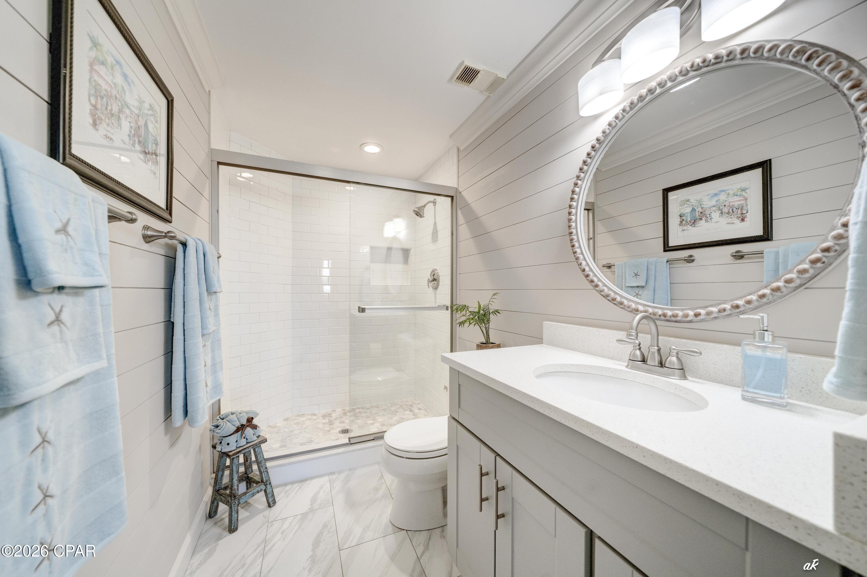 Summerwinds Condo - Residential