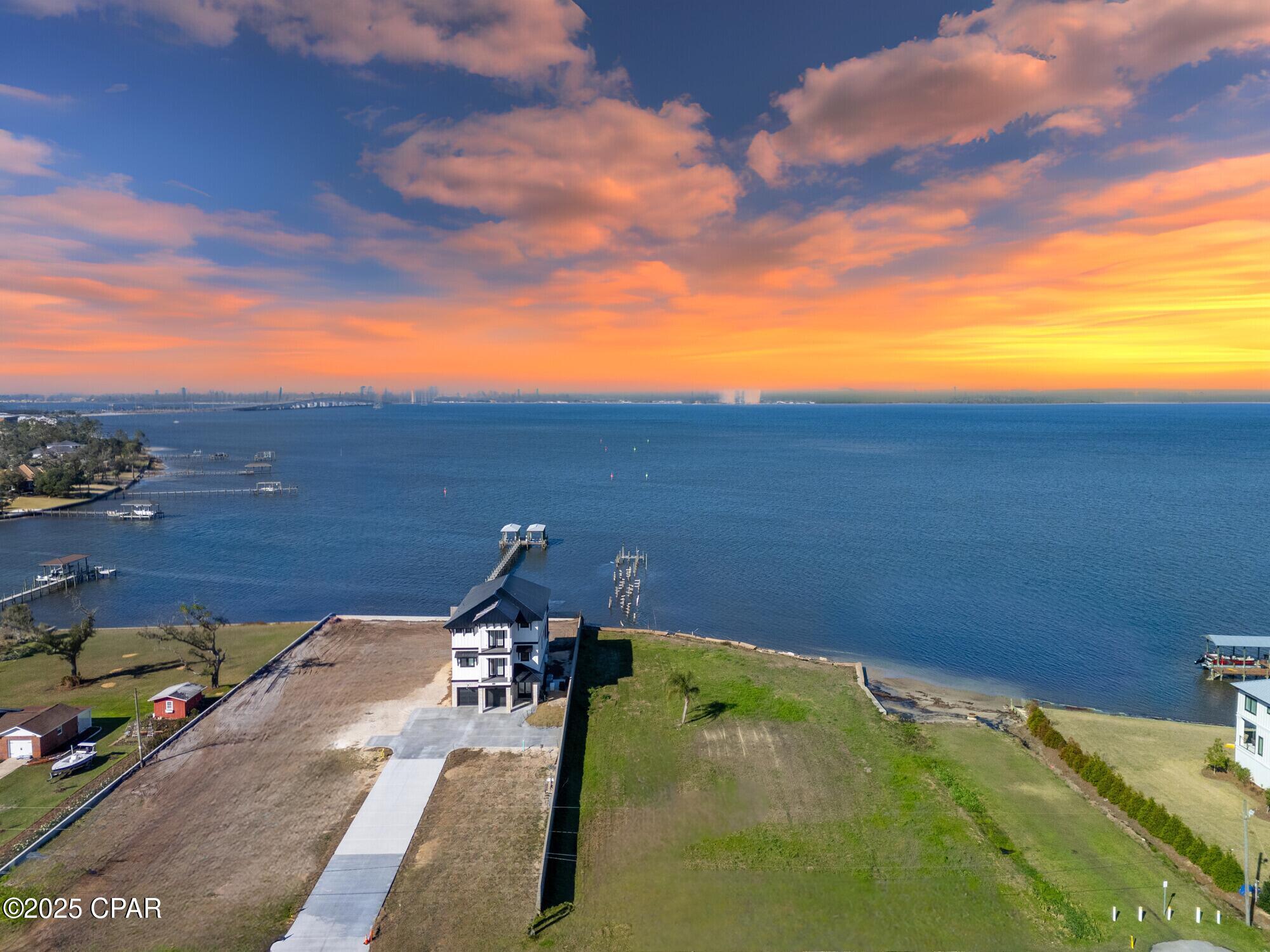 Bayview Heights - Land