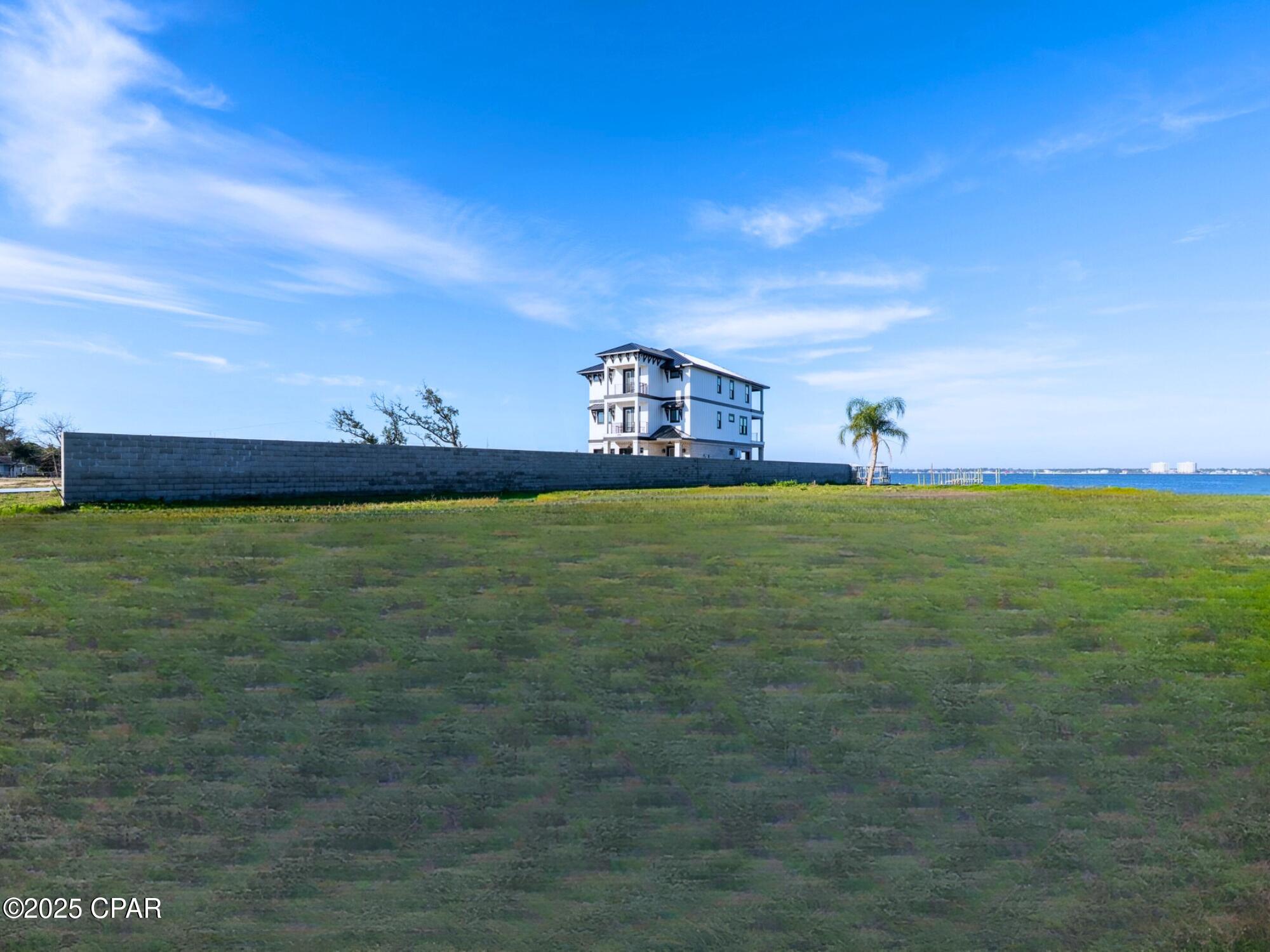 Bayview Heights - Land