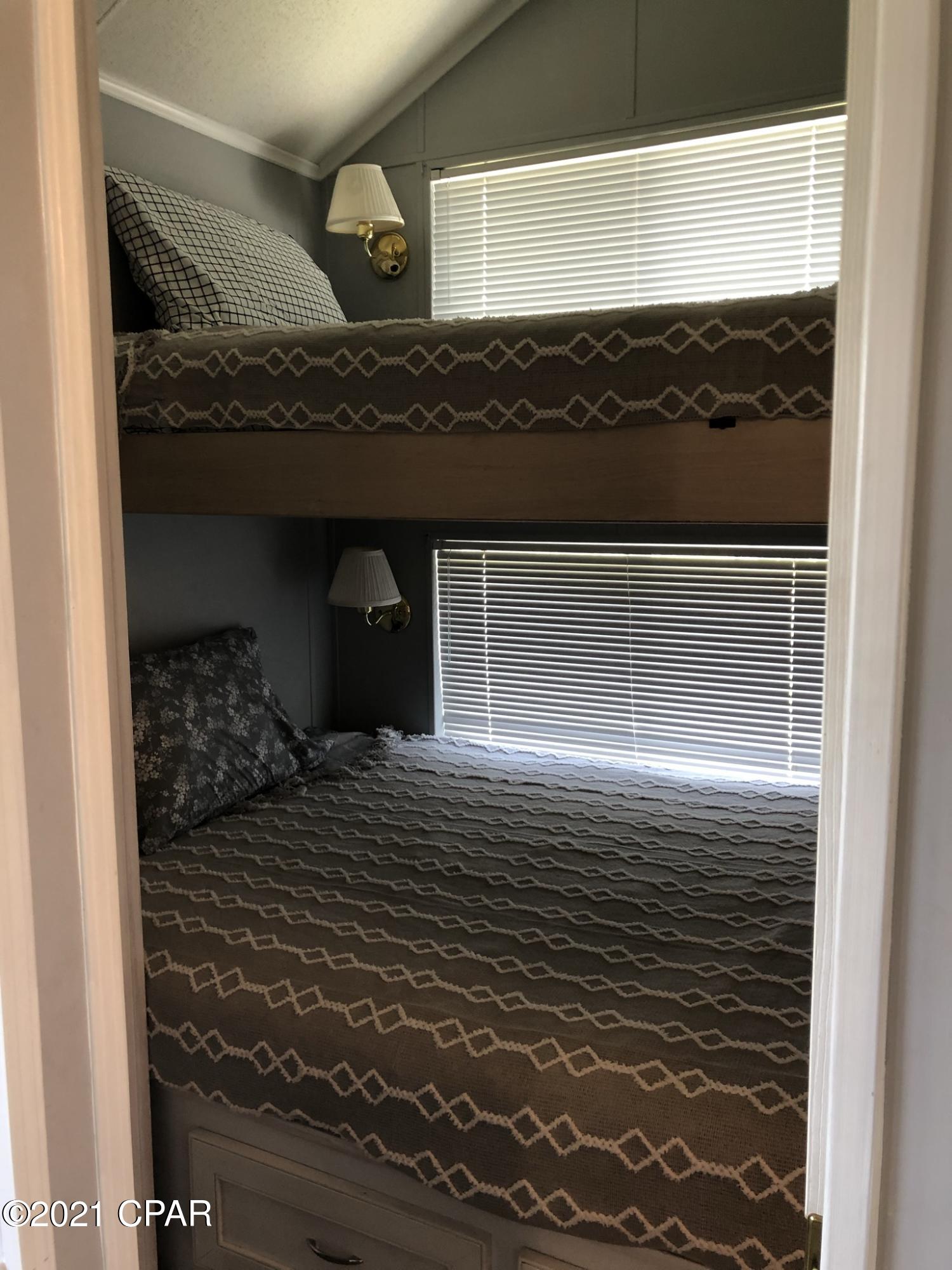 Emerald Pointe Resort - Residential Lease