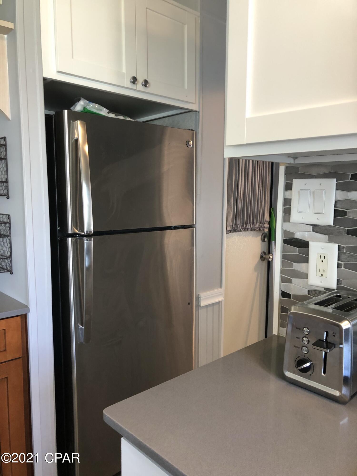 Emerald Pointe Resort - Residential Lease