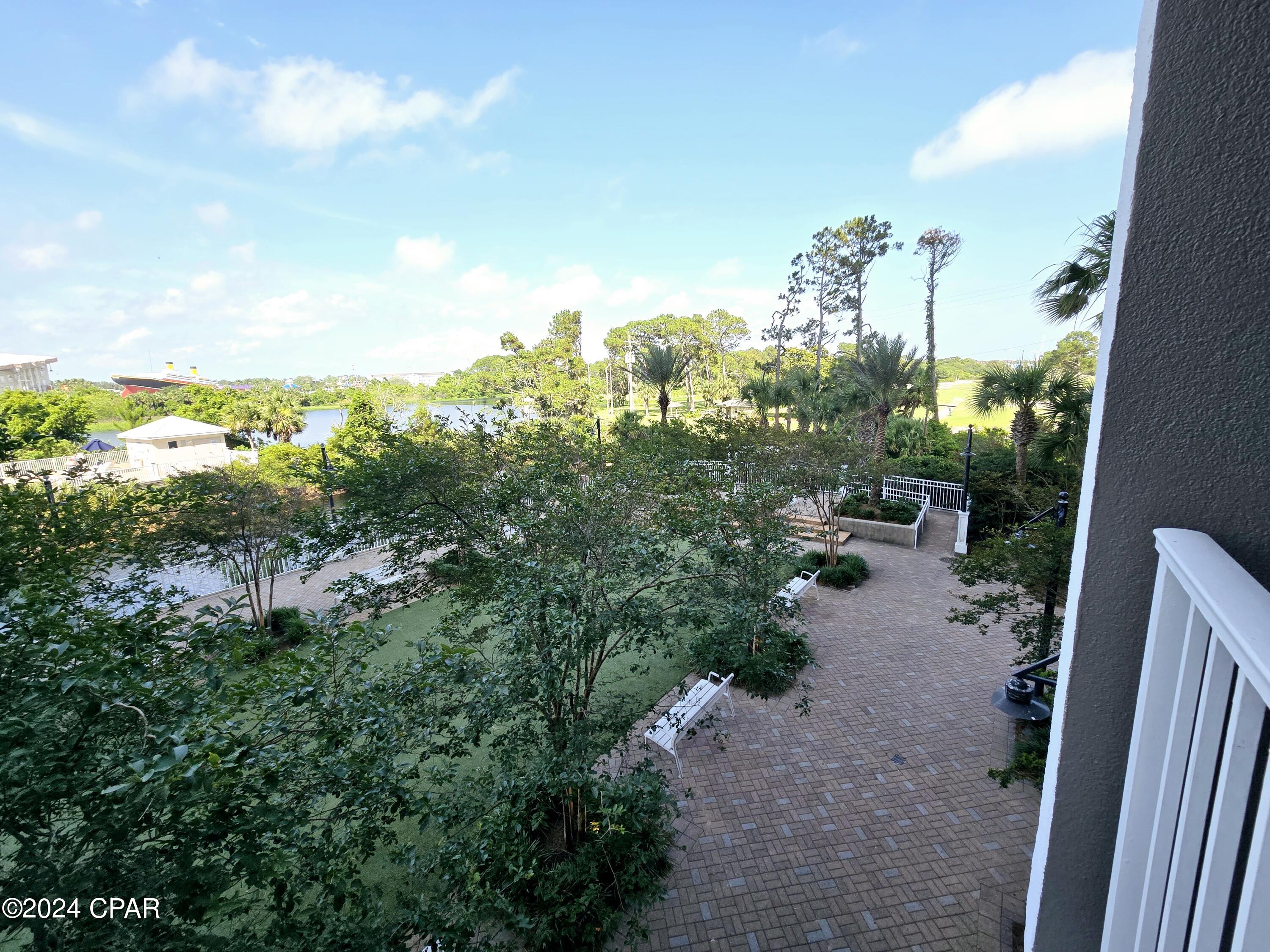 Laketown Wharf - Residential