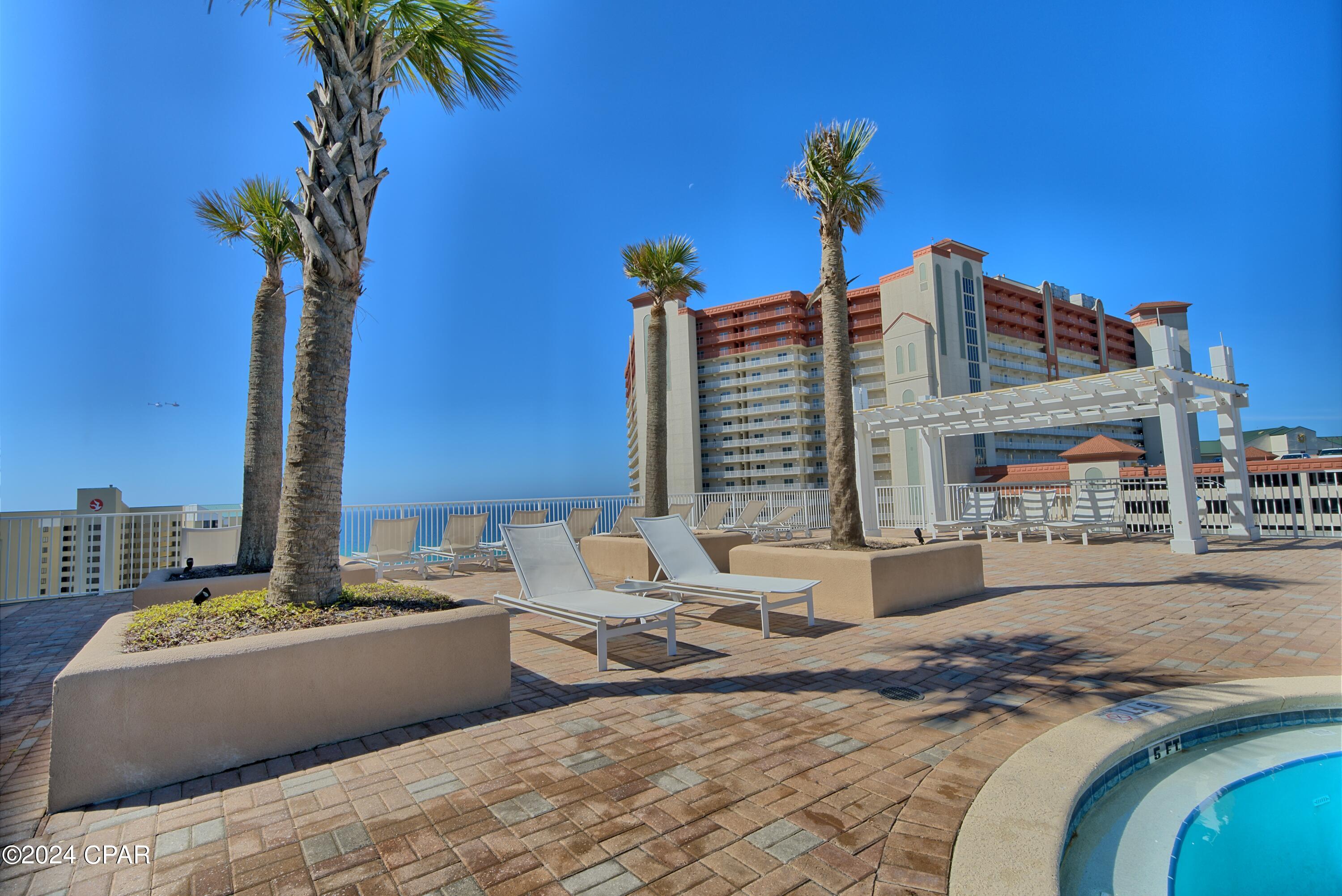 Laketown Wharf - Residential