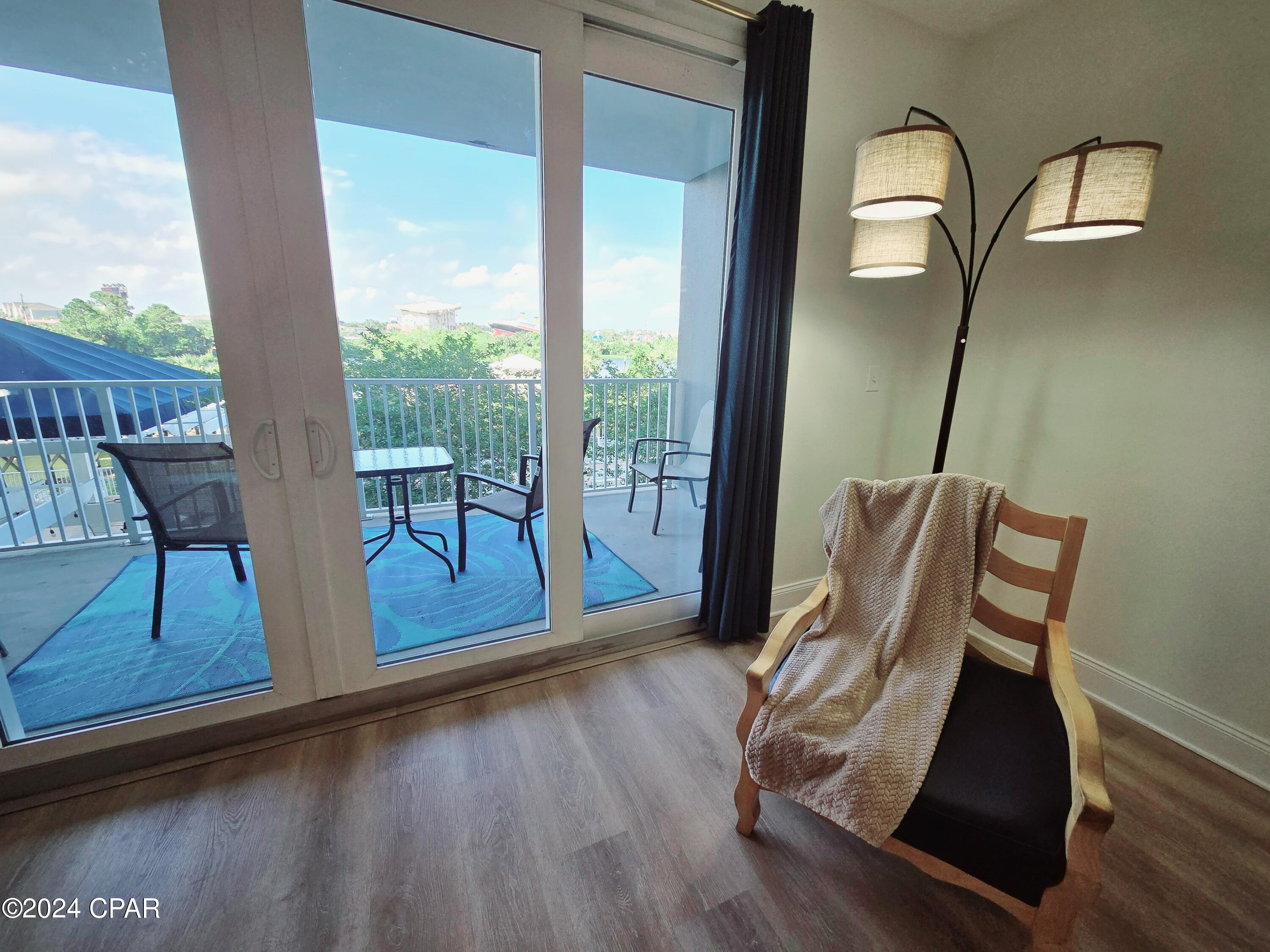 Laketown Wharf - Residential