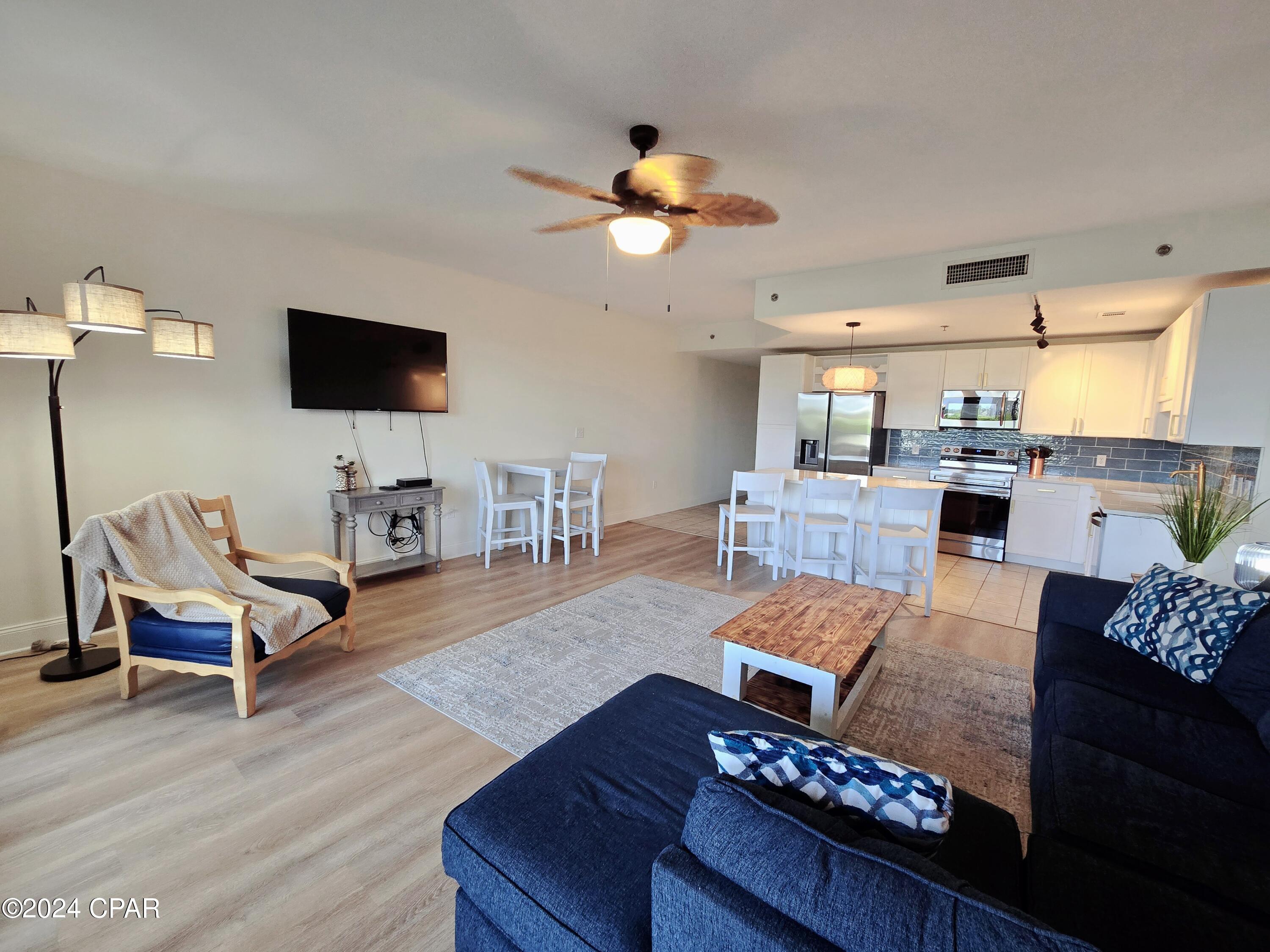 Laketown Wharf - Residential