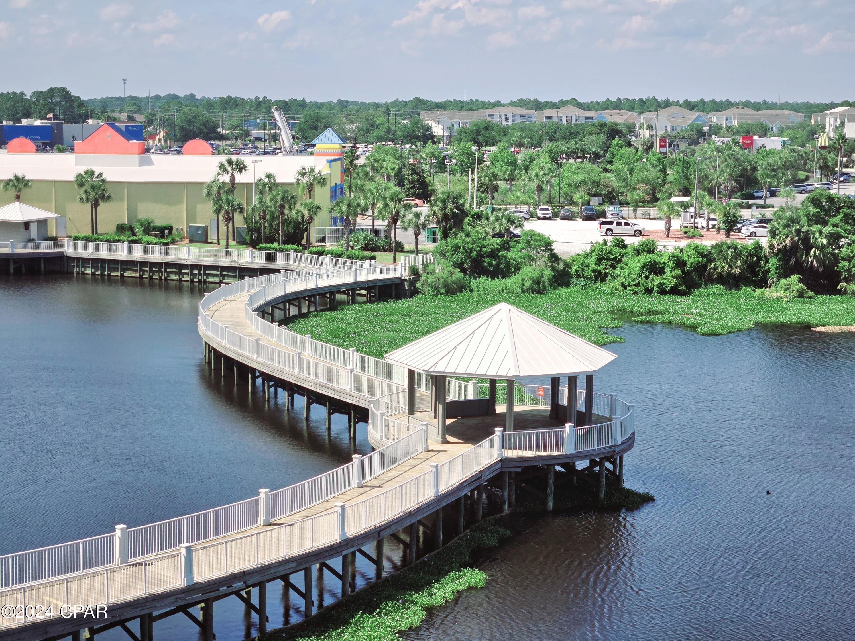 Laketown Wharf - Residential