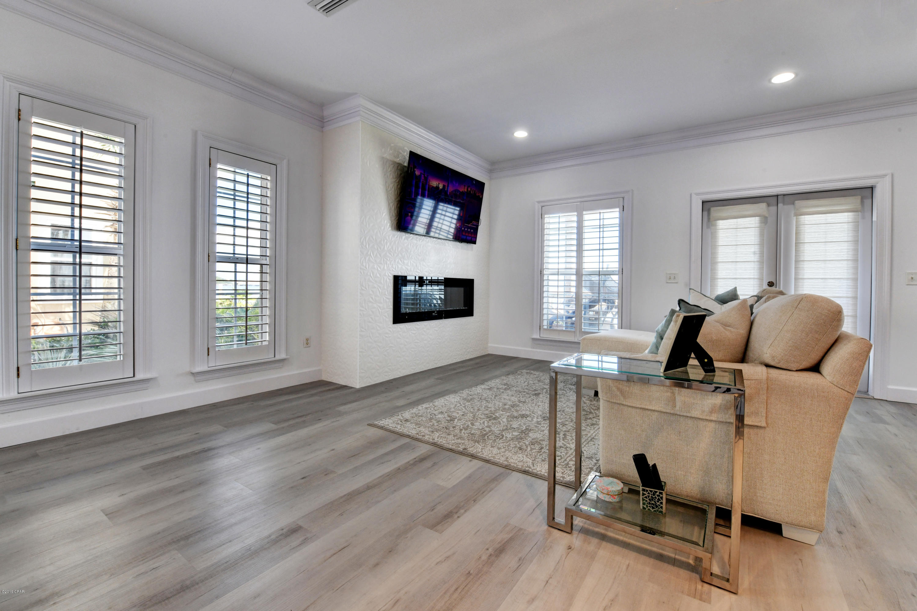 Pelican Bay - Residential