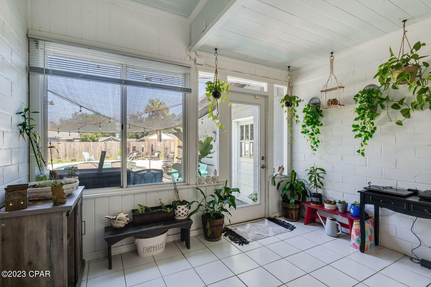 Sudduths 10Th Add - Residential