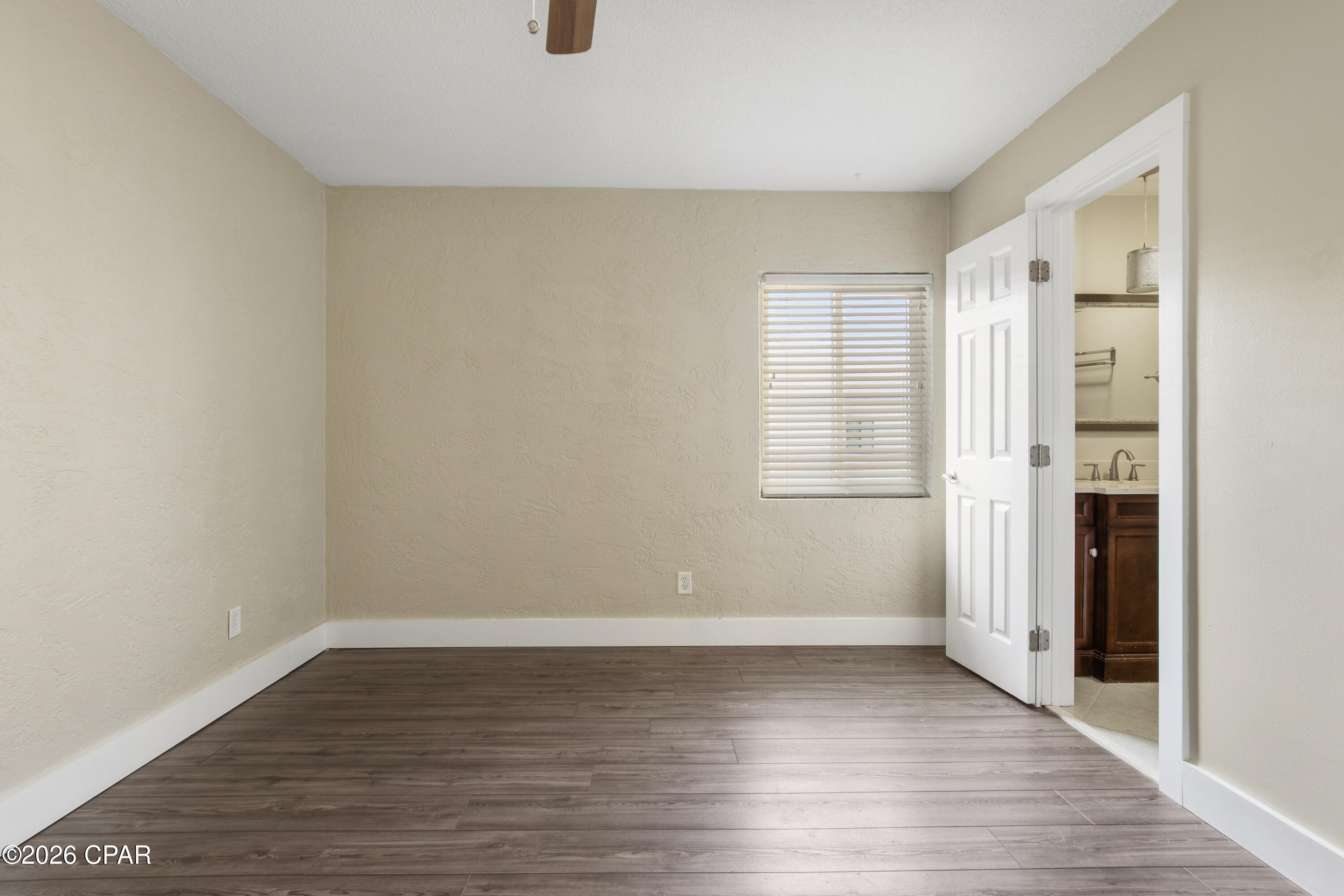 Palisades Condo Ph 1 - Residential