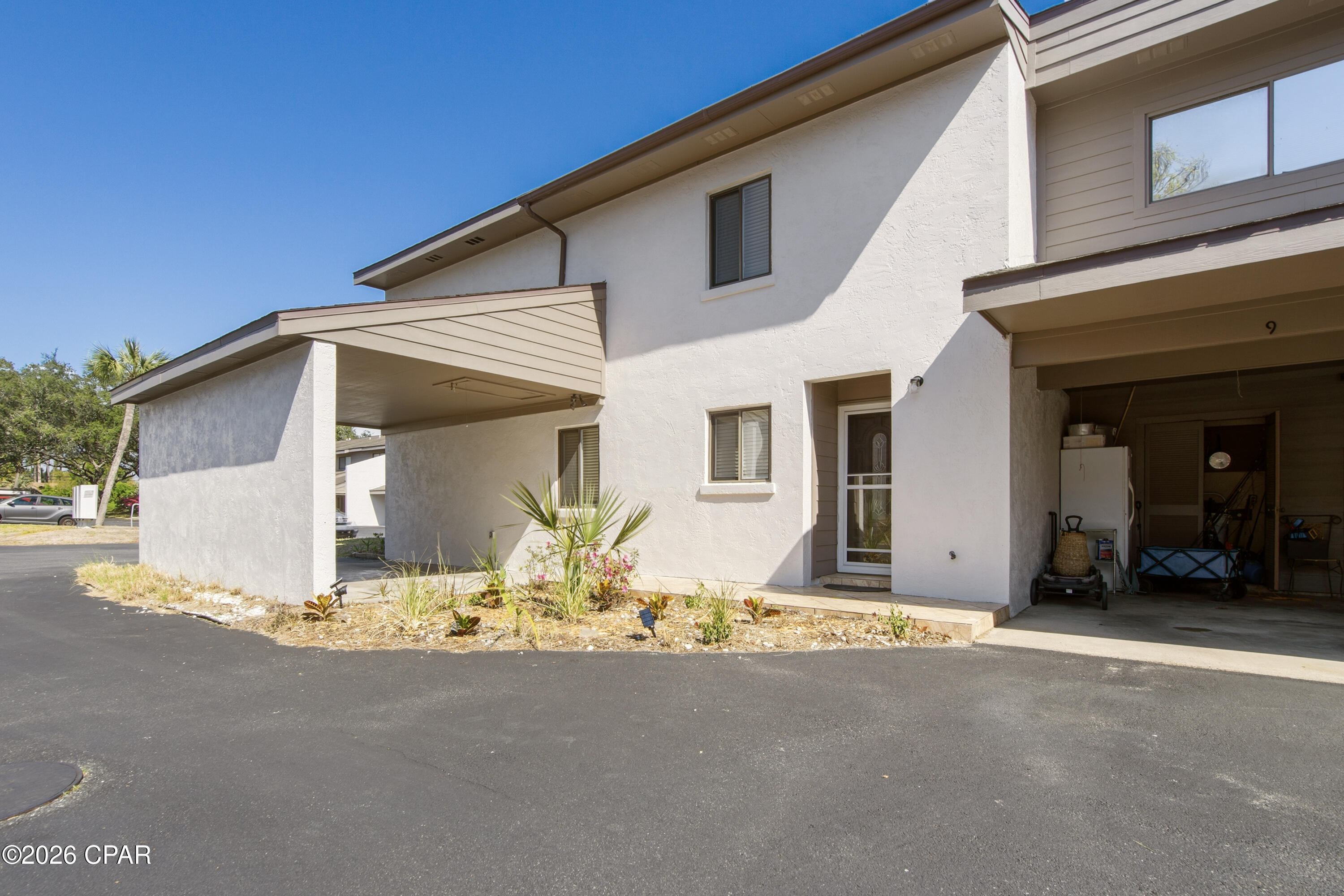 Palisades Condo Ph 1 - Residential