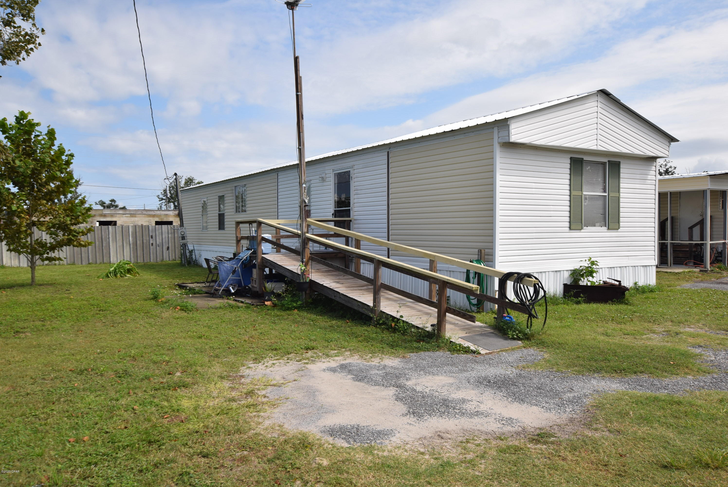 [No Recorded Subdiv] - Residential