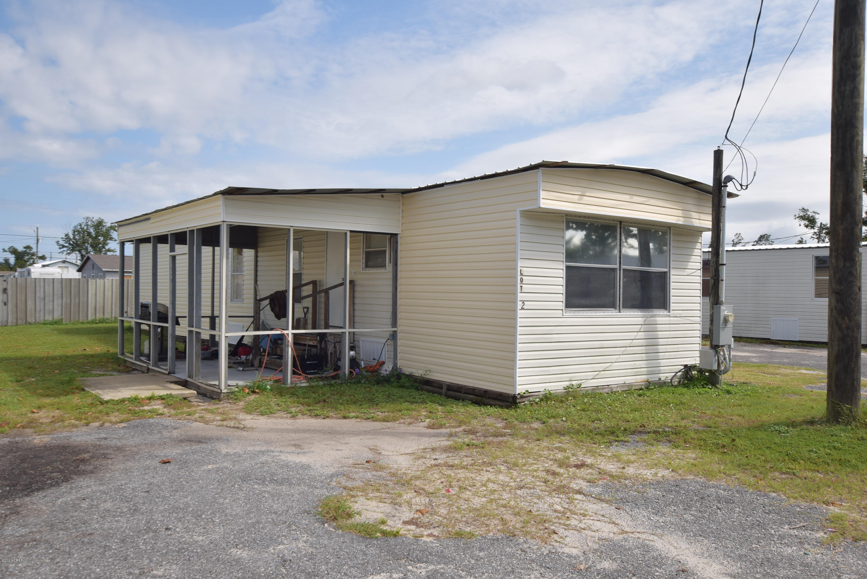 [No Recorded Subdiv] - Residential