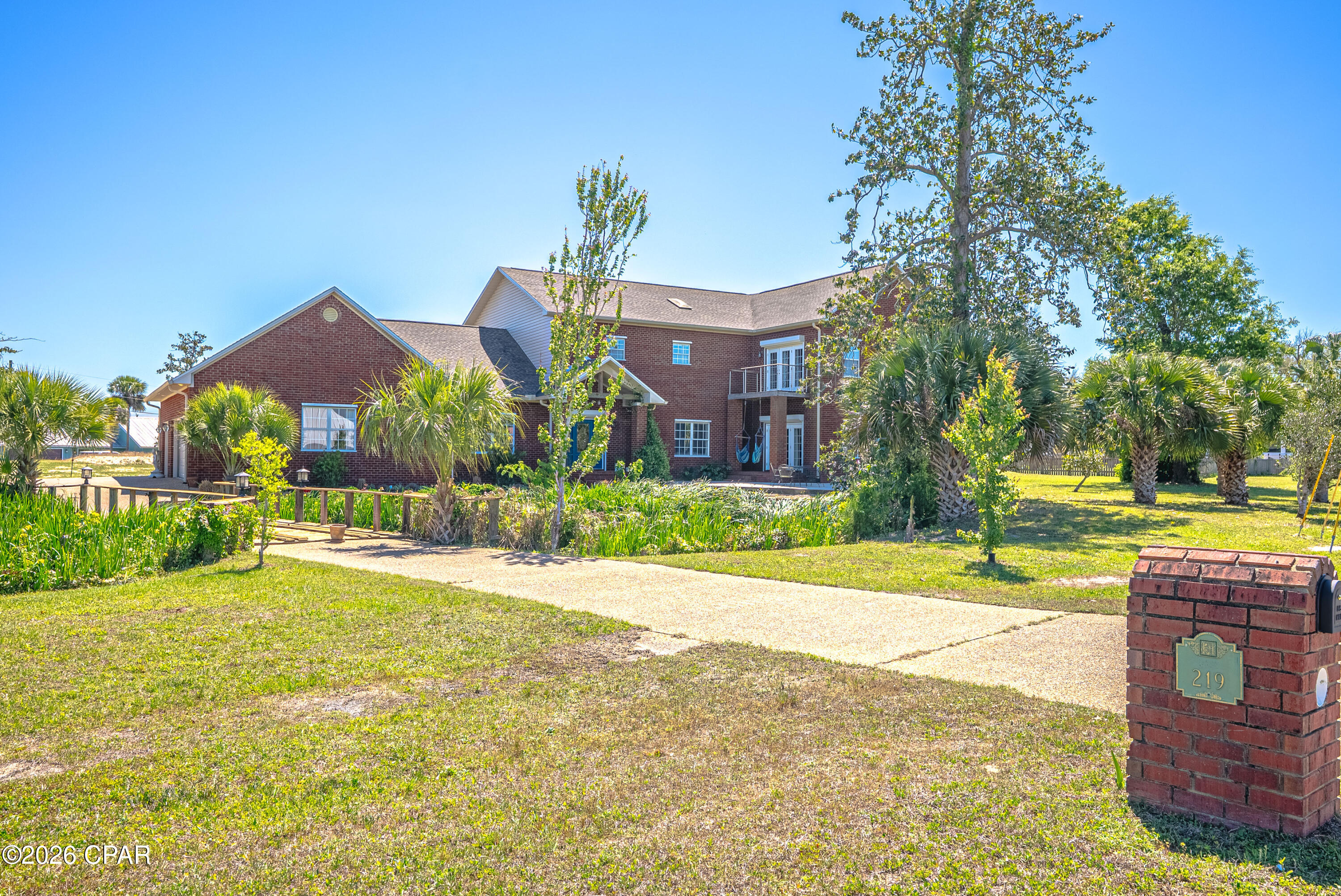 College Point 1st Add - Residential