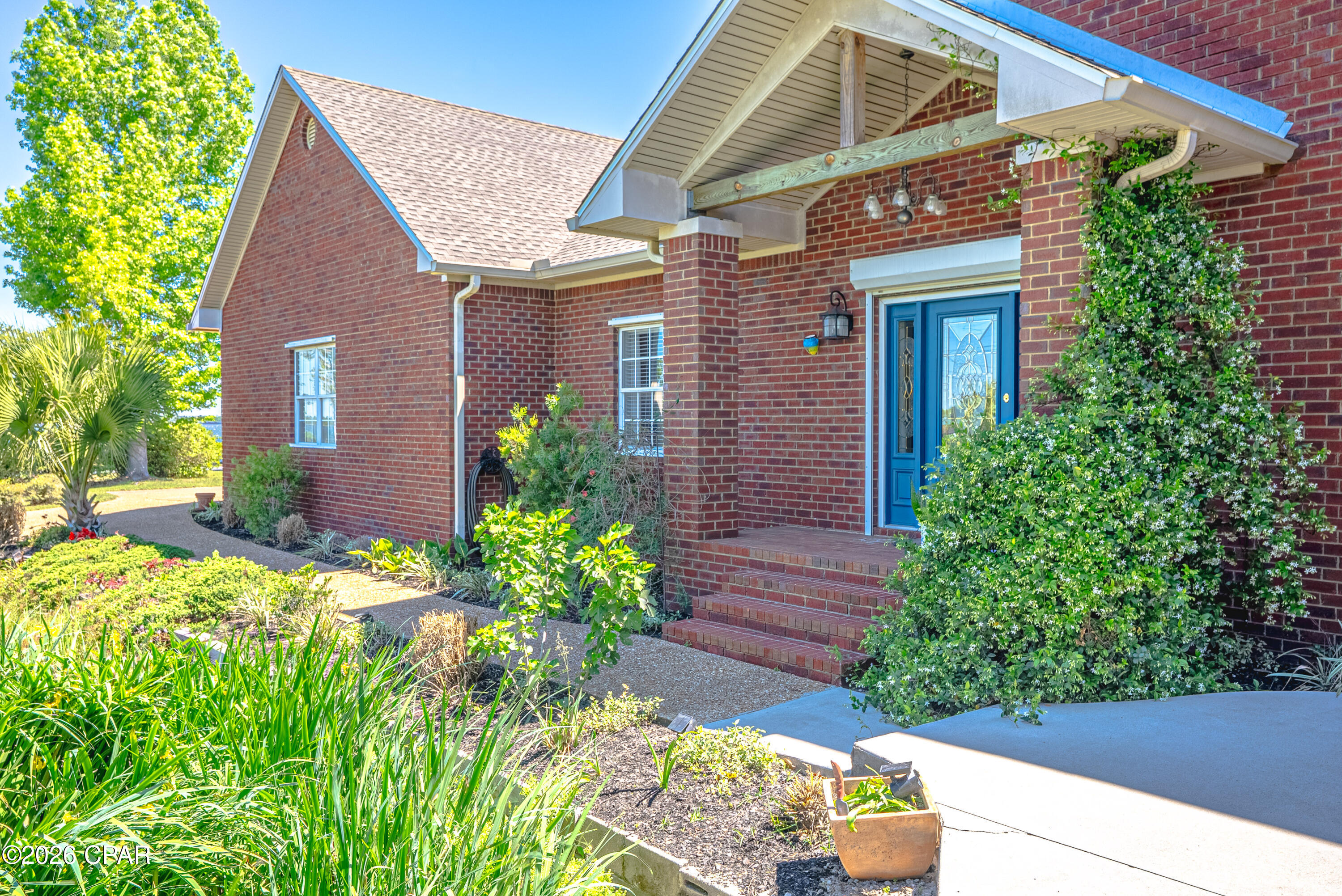 College Point 1st Add - Residential