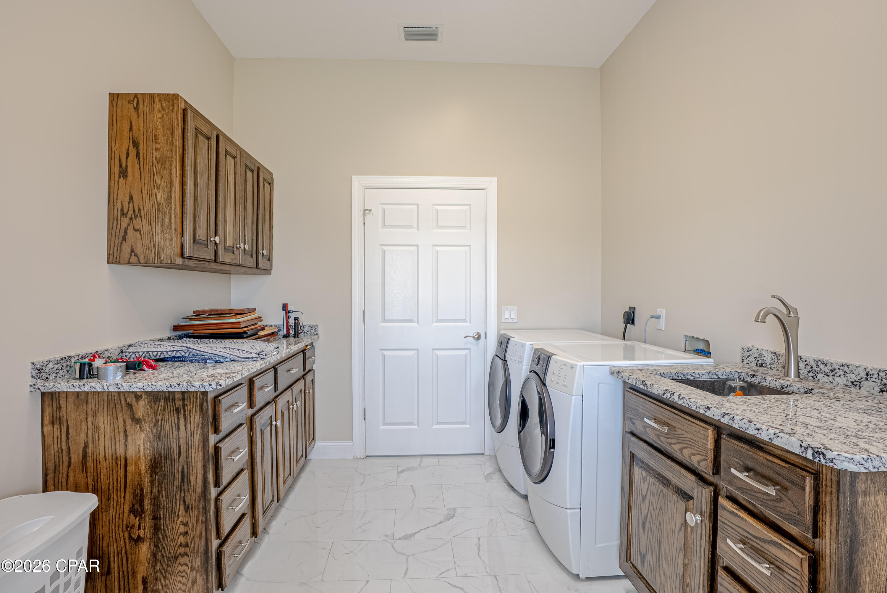 College Point 1st Add - Residential