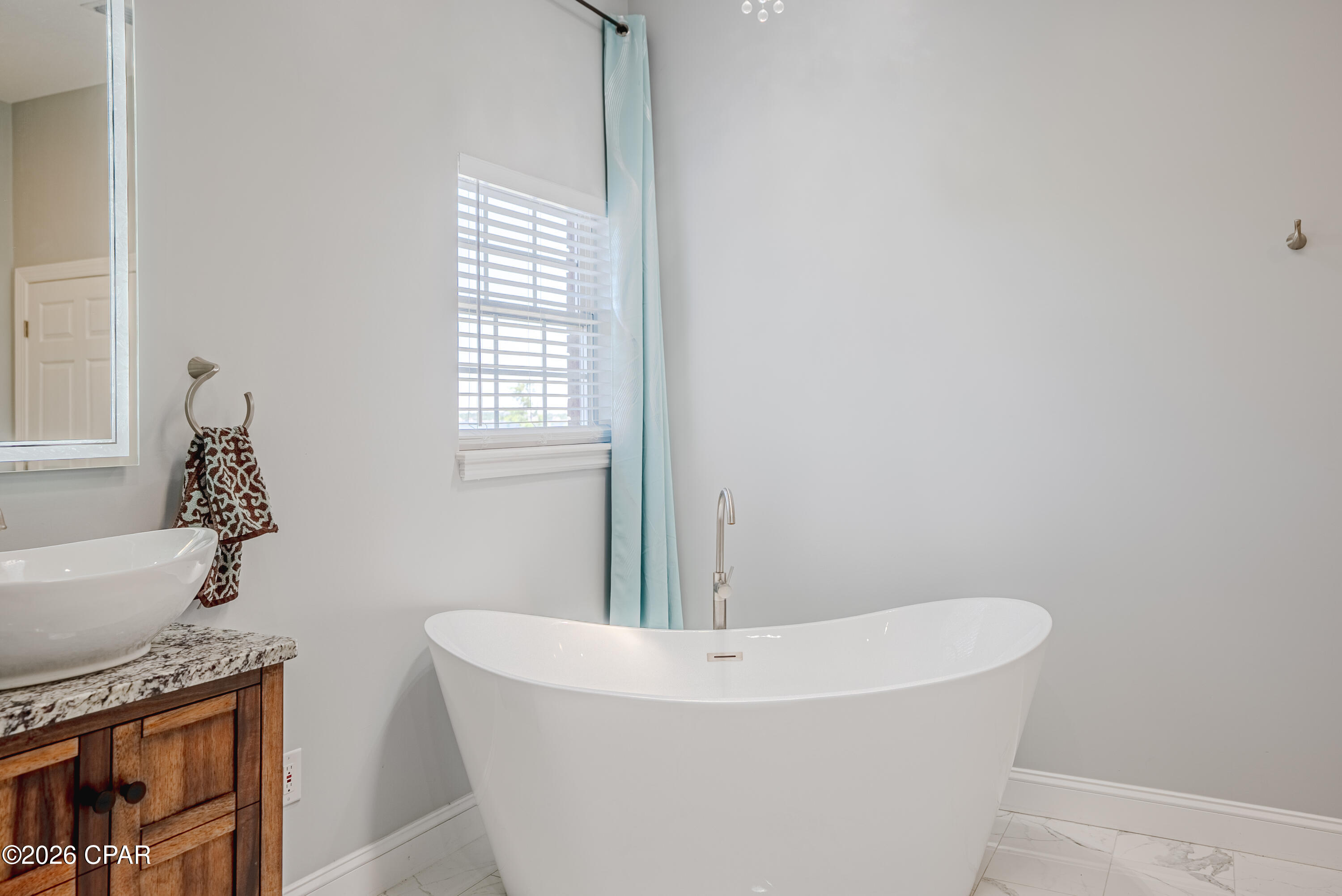 College Point 1st Add - Residential