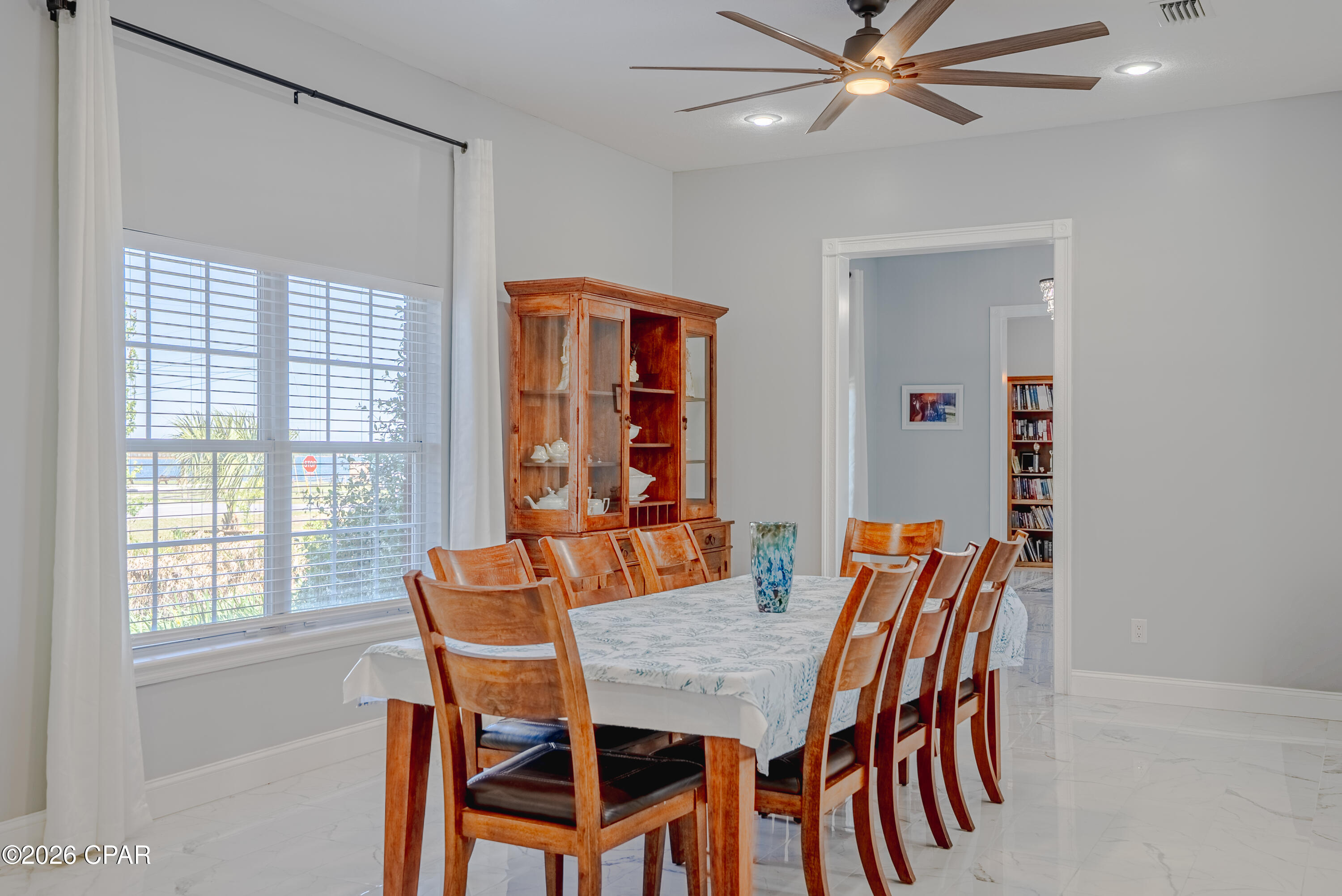 College Point 1st Add - Residential