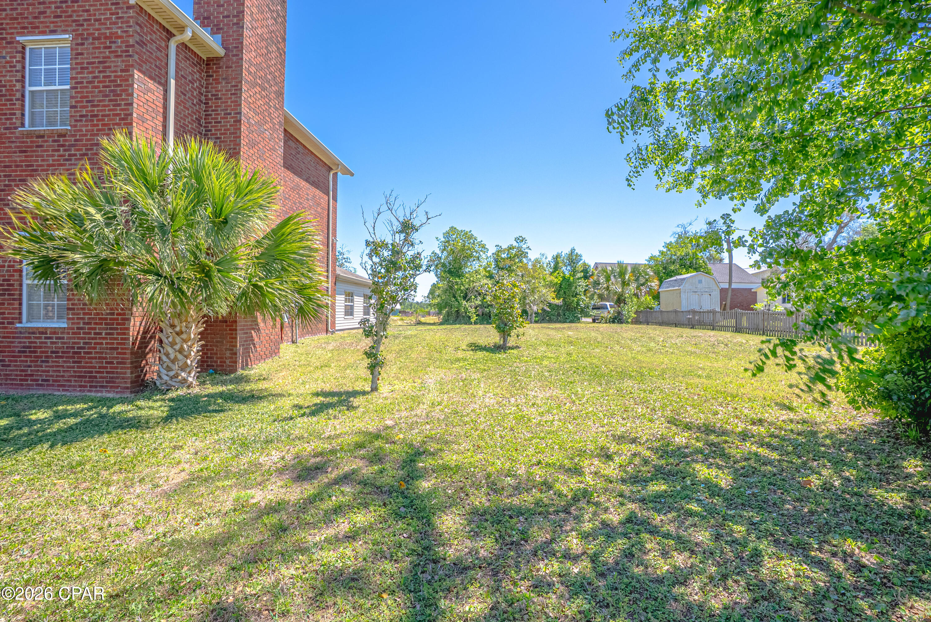 College Point 1st Add - Residential