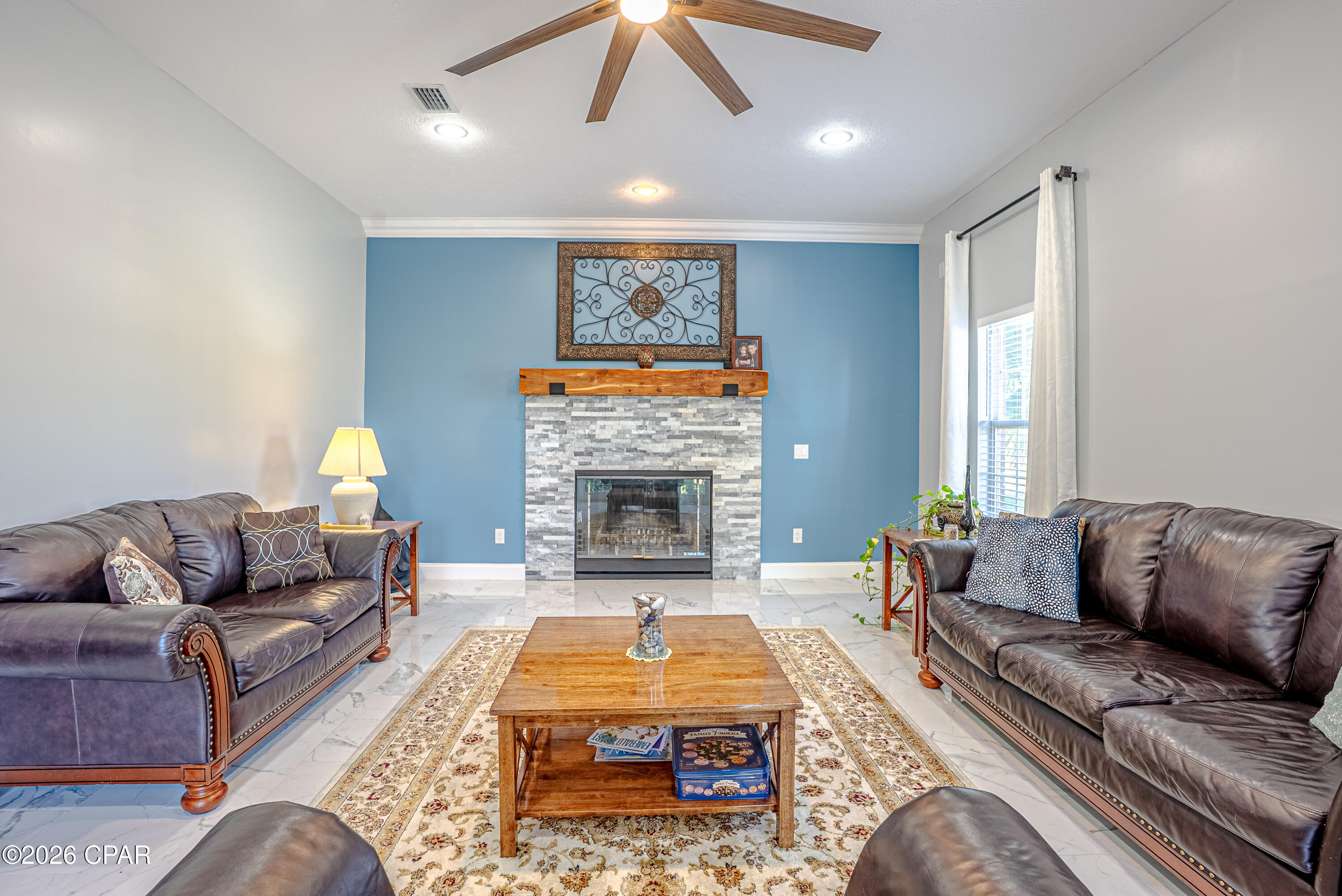 College Point 1st Add - Residential