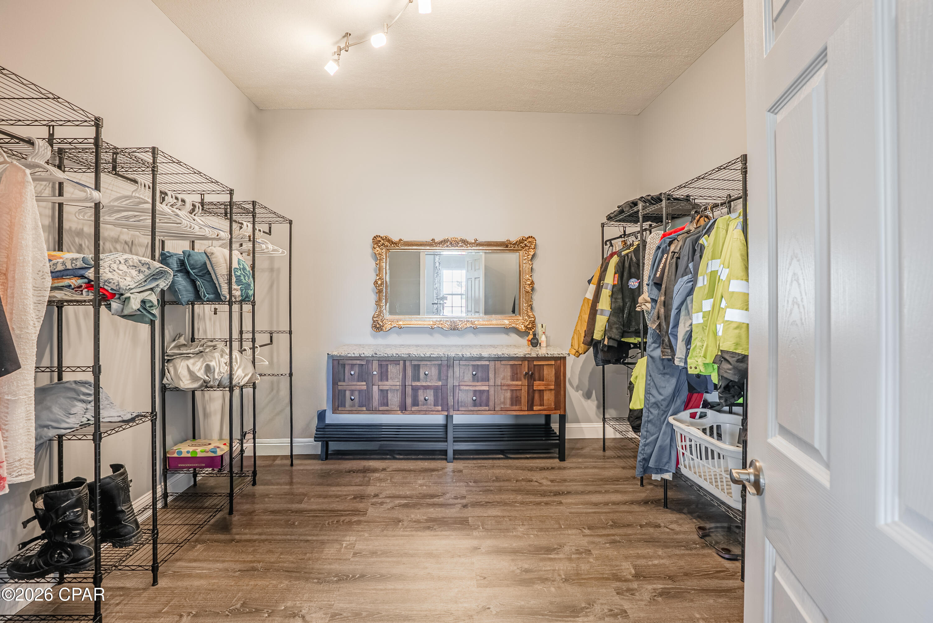 College Point 1st Add - Residential