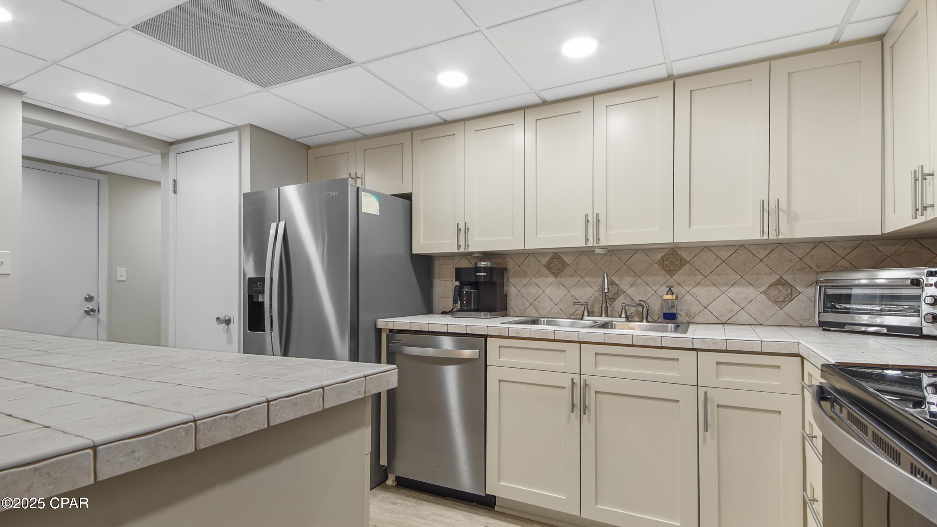 Edgewater Tower III - Residential