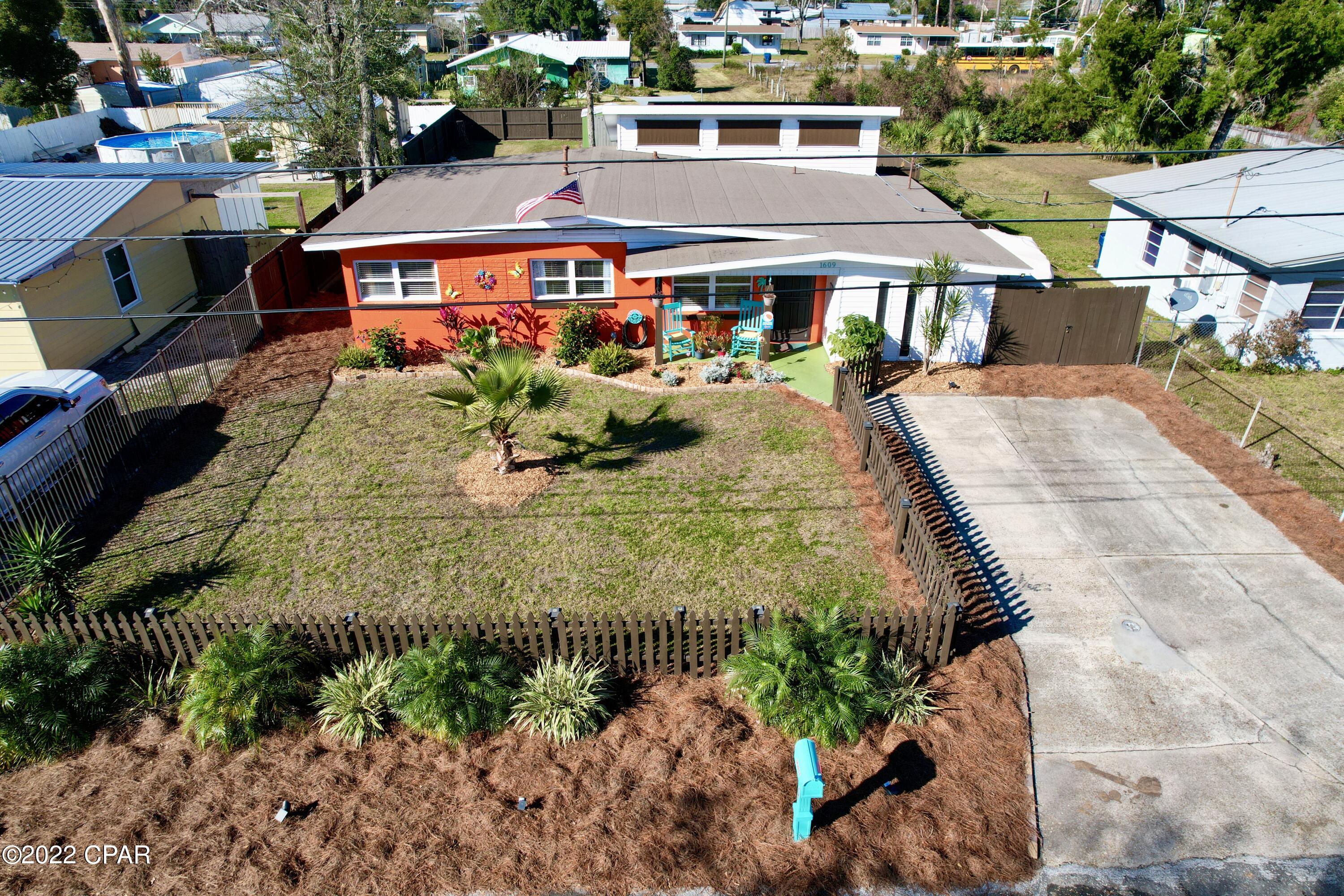 [No Recorded Subdiv] - Residential