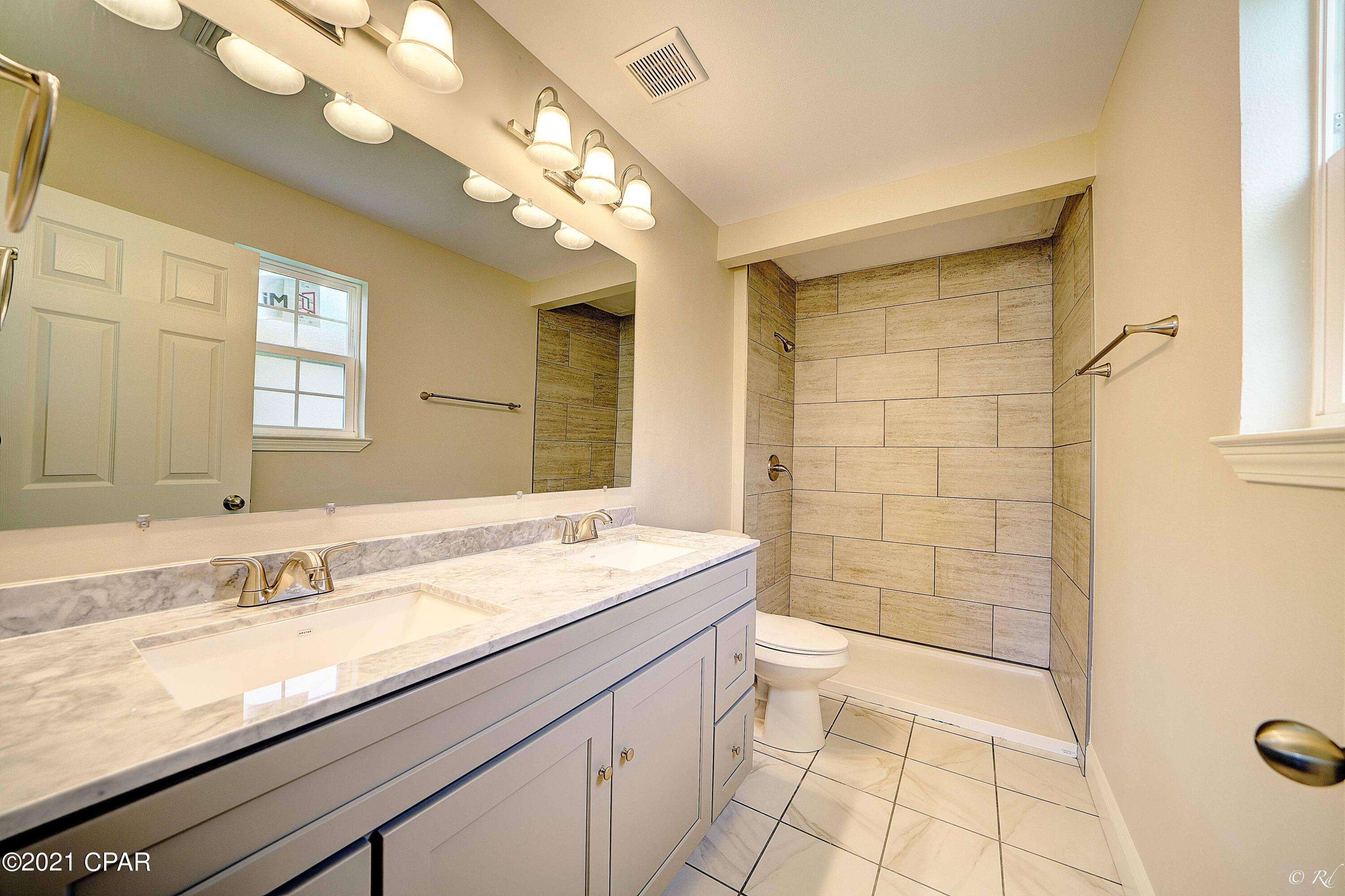 Imperial Oaks - Residential