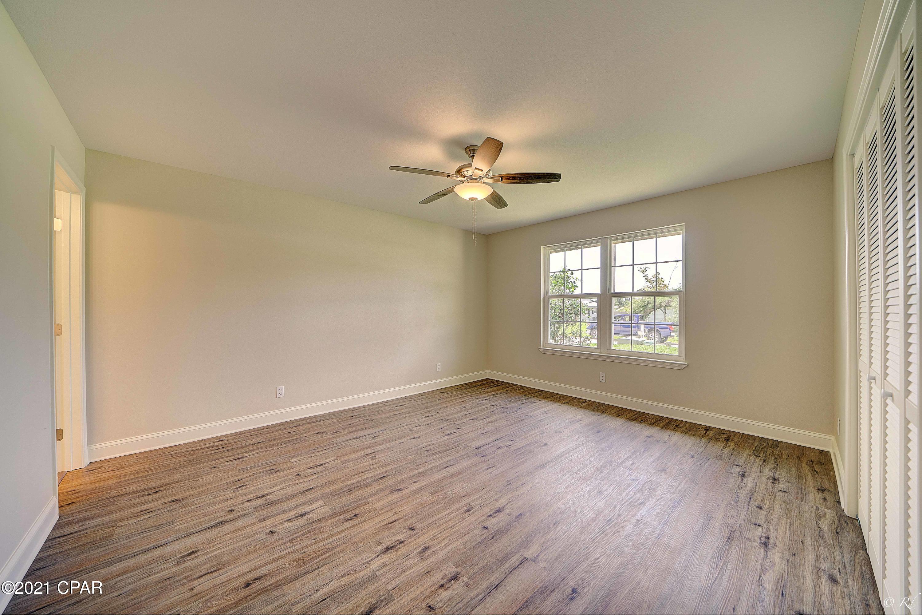 Imperial Oaks - Residential