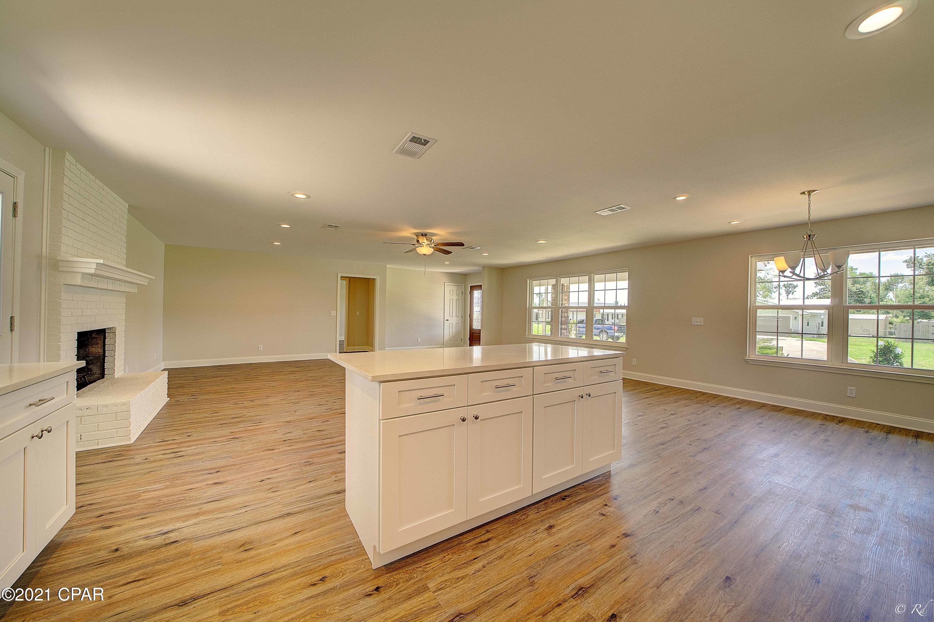 Imperial Oaks - Residential