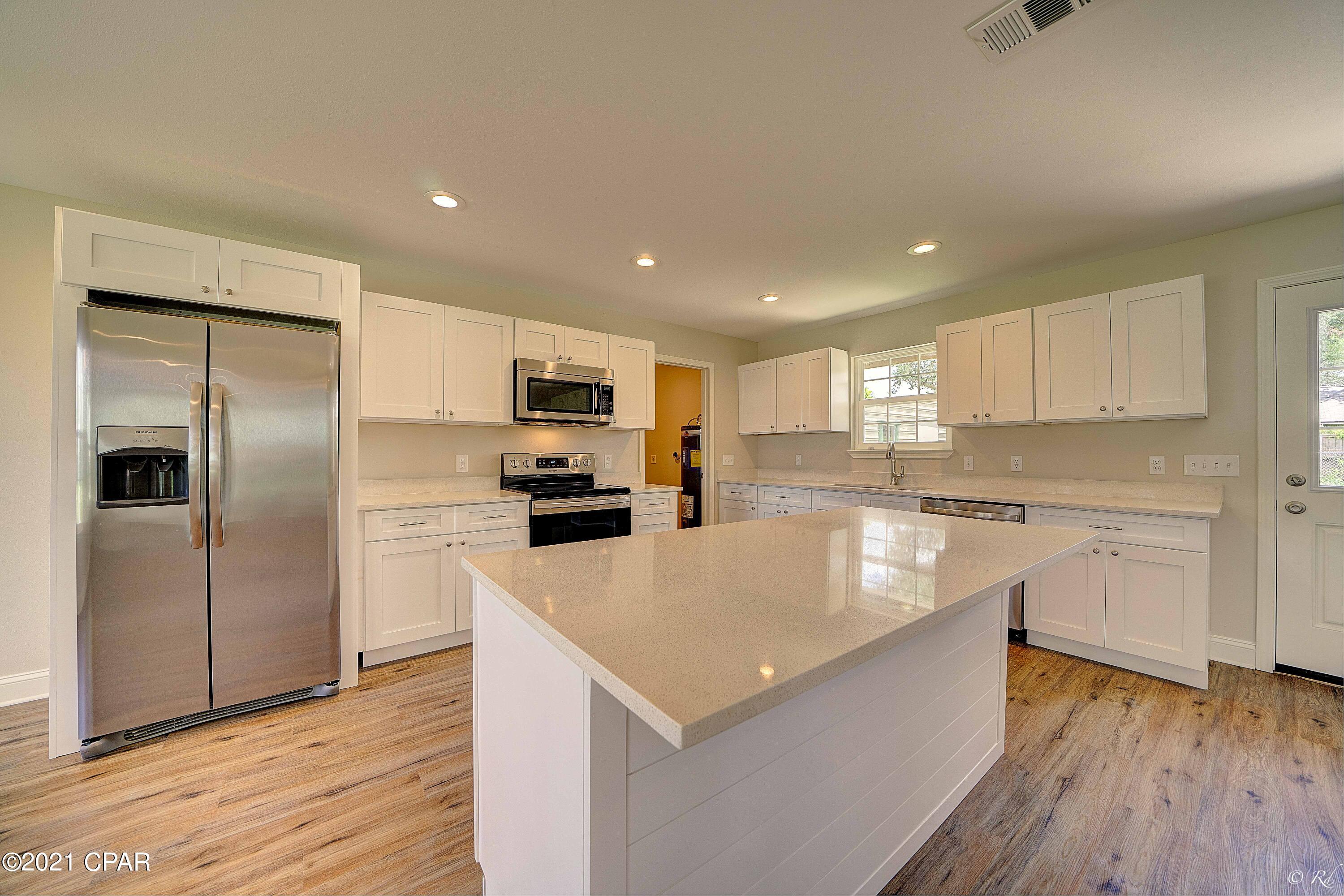 Imperial Oaks - Residential