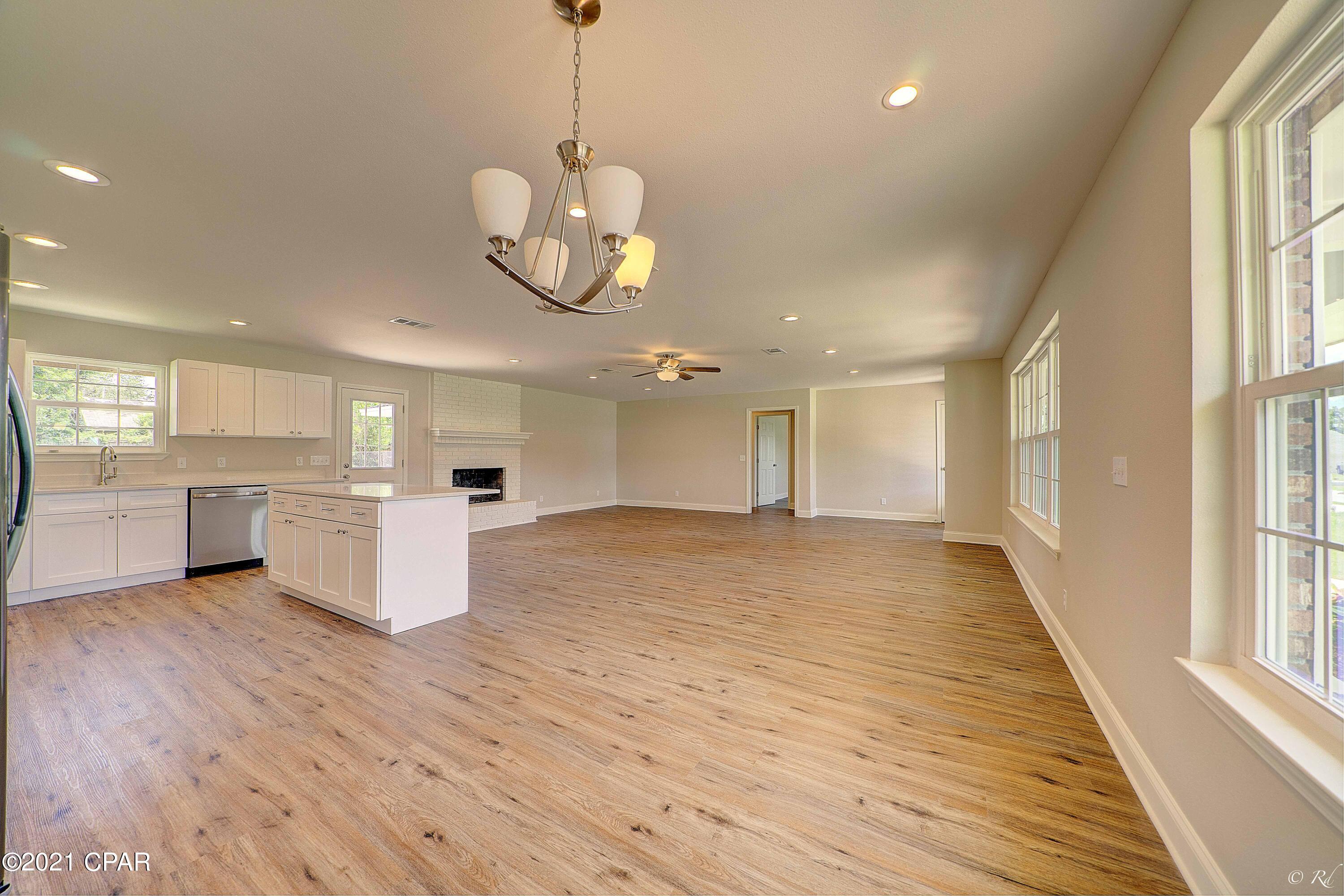 Imperial Oaks - Residential