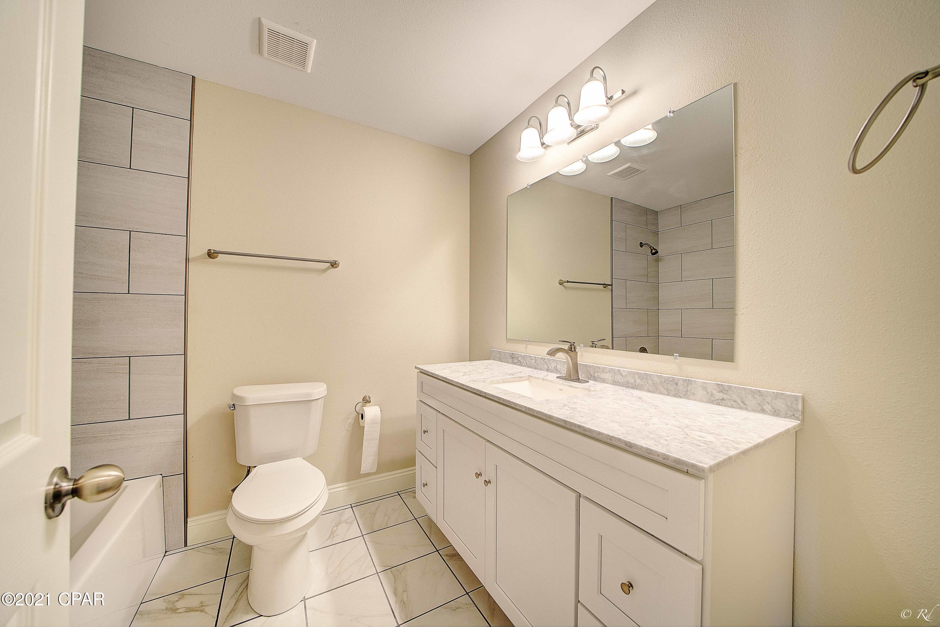 Imperial Oaks - Residential