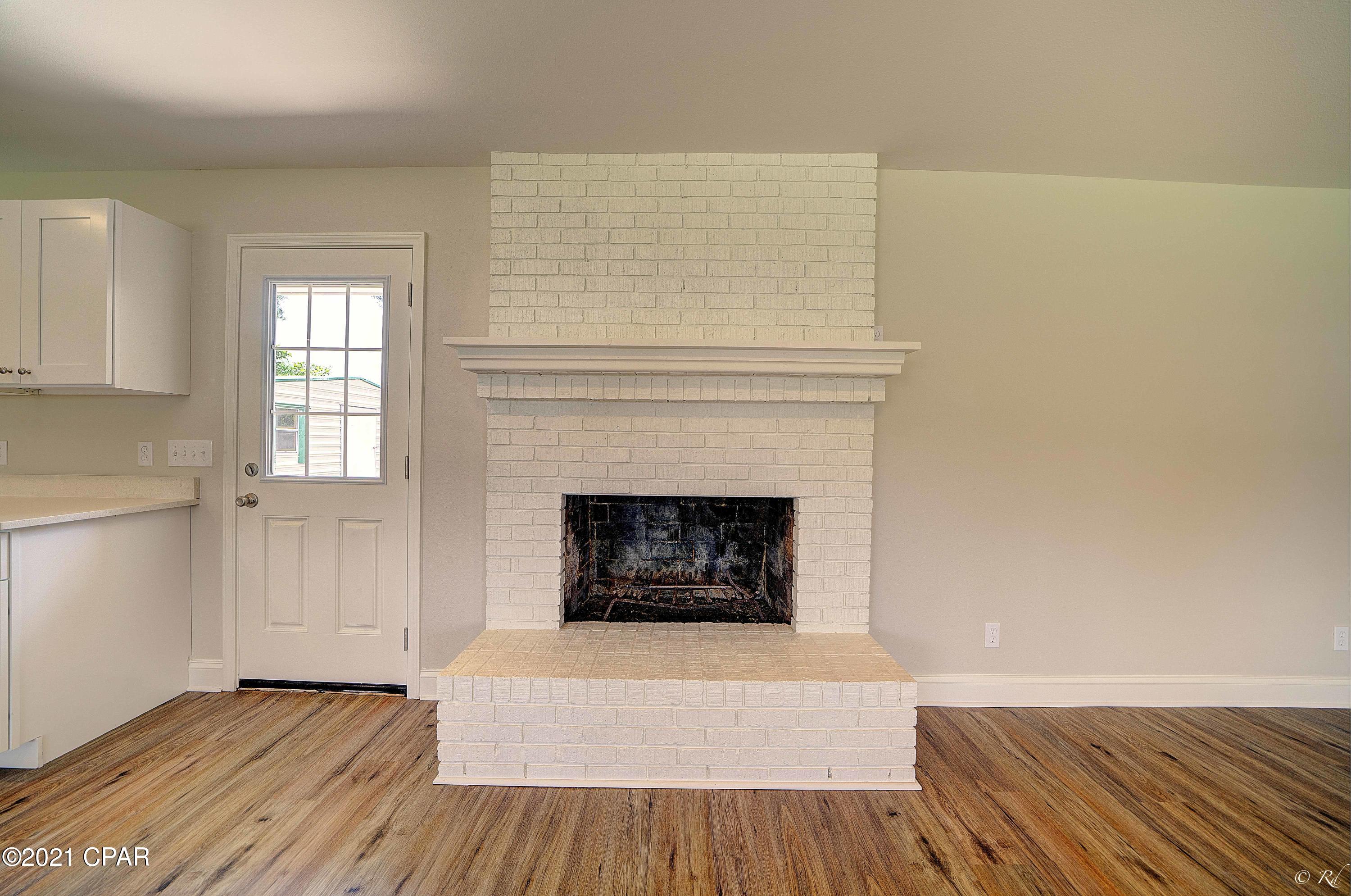 Imperial Oaks - Residential