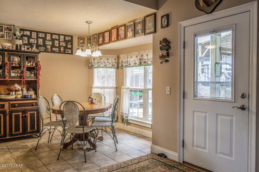 White Western Springs Unit 1 - Residential