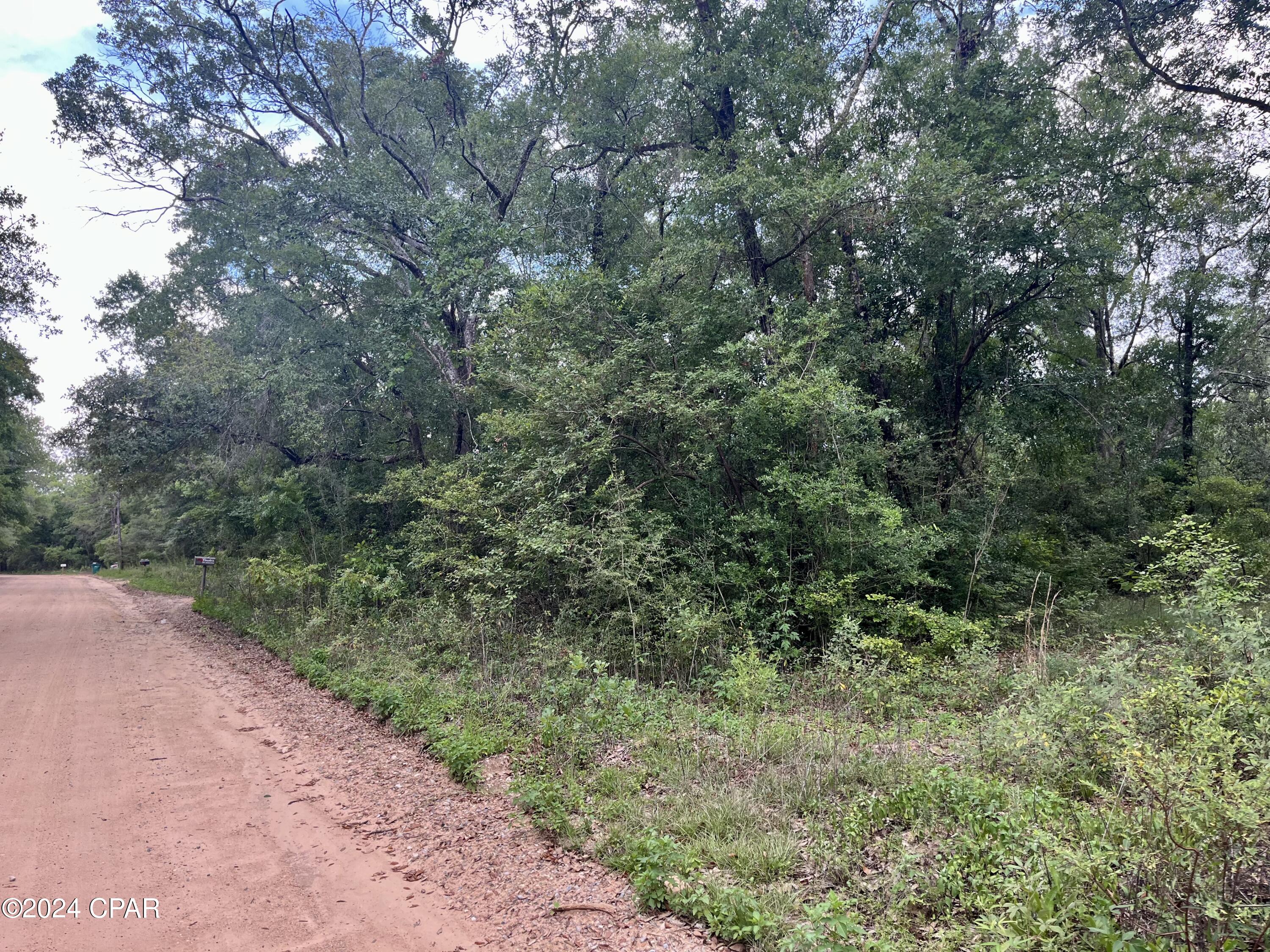 [No Recorded Subdiv] - Land