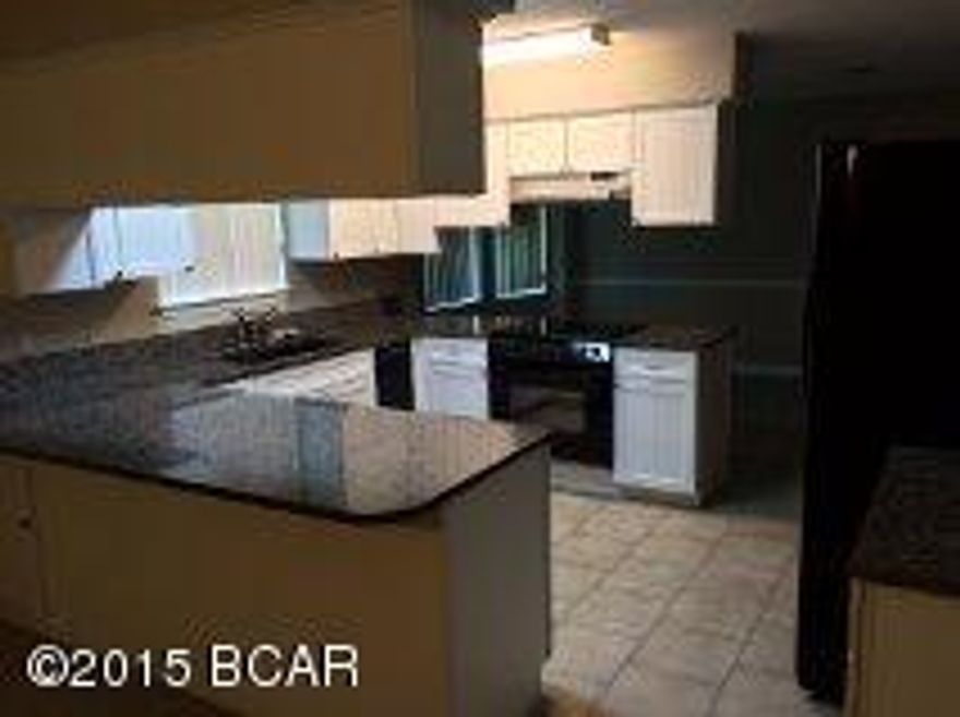 Fantastic 4/3 home in Plantation Point in Callaway. This home features a brick fire place in the den, breakfast nook, formal dining room, Florida room and the 4th bedroom is upstairs with private bathroom.