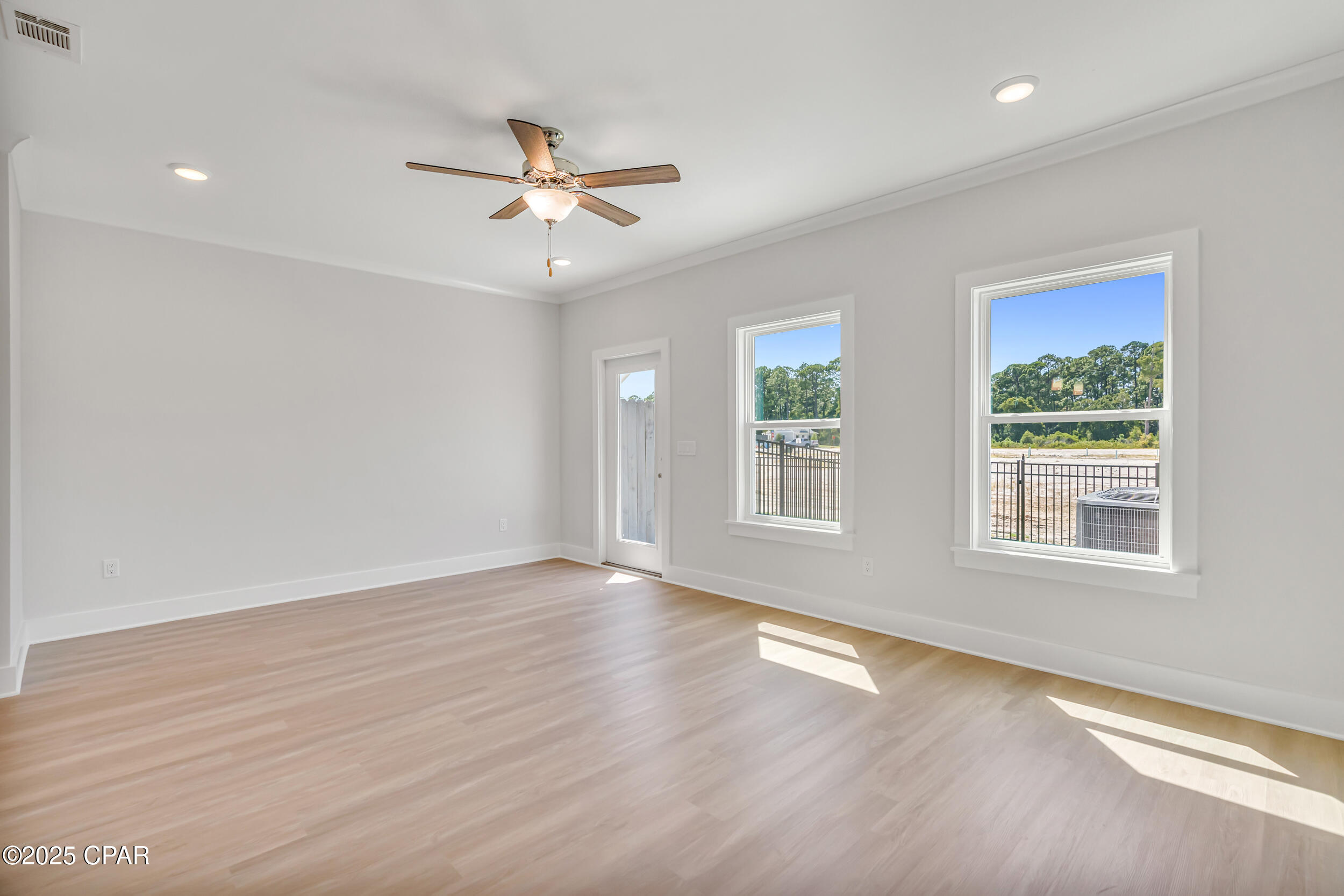 Colonial Landing - Residential