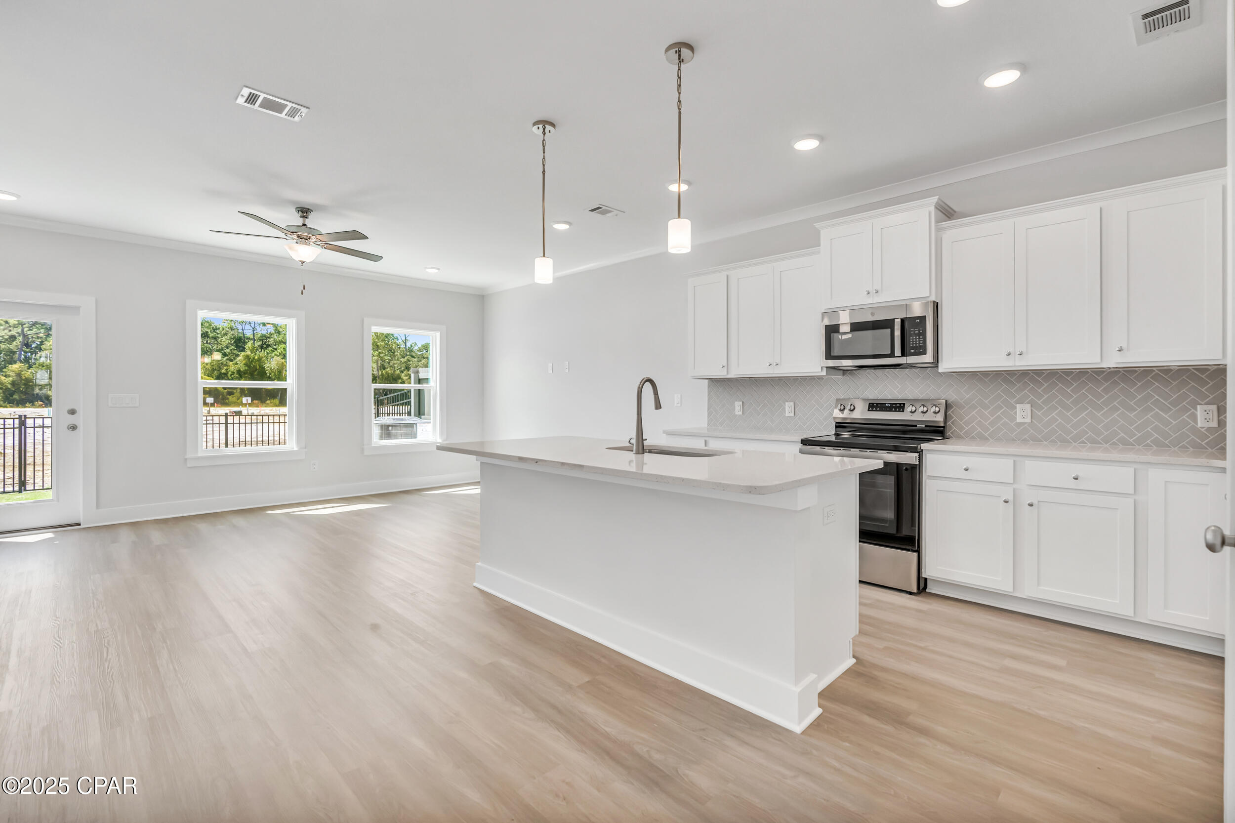 Colonial Landing - Residential