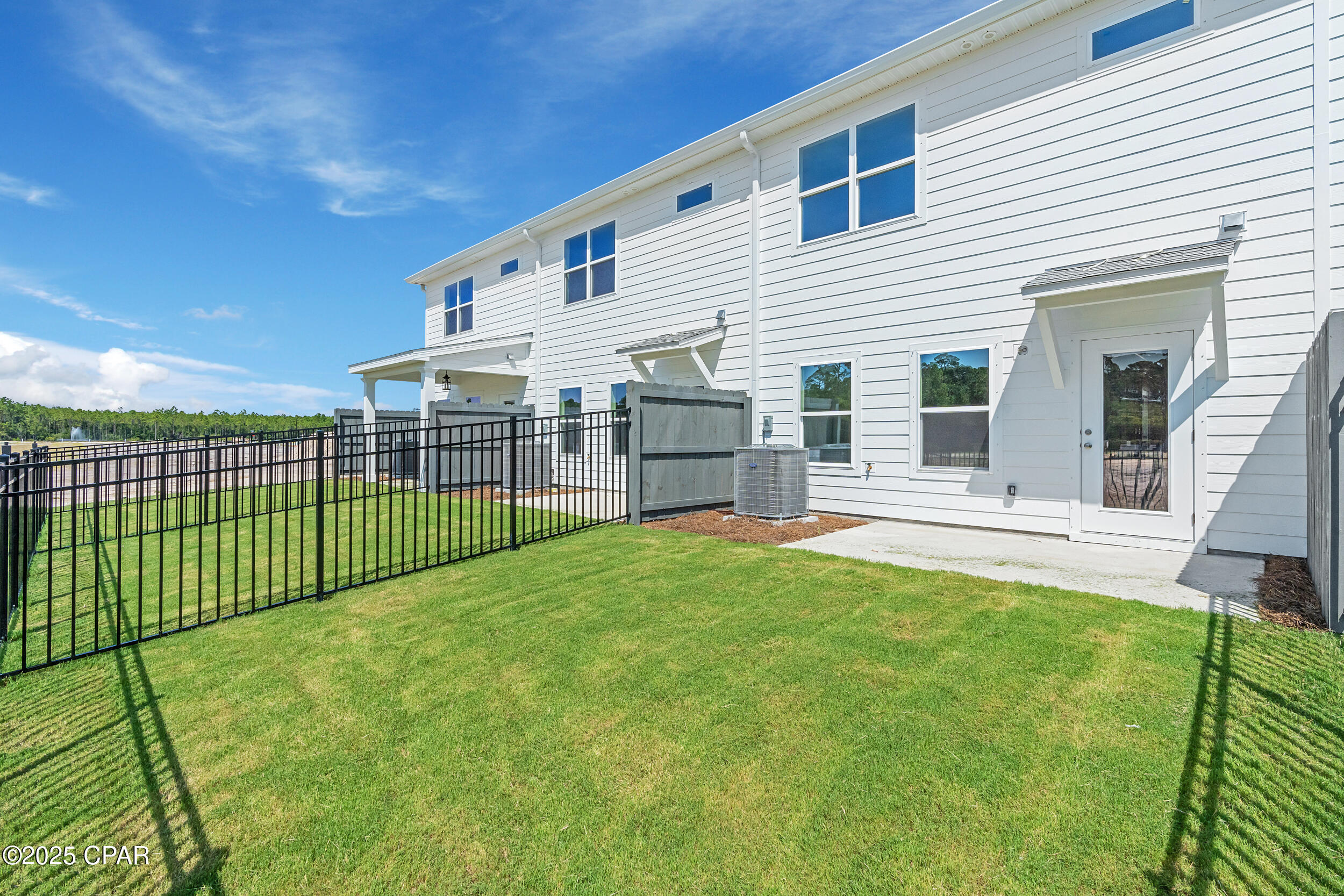 Colonial Landing - Residential