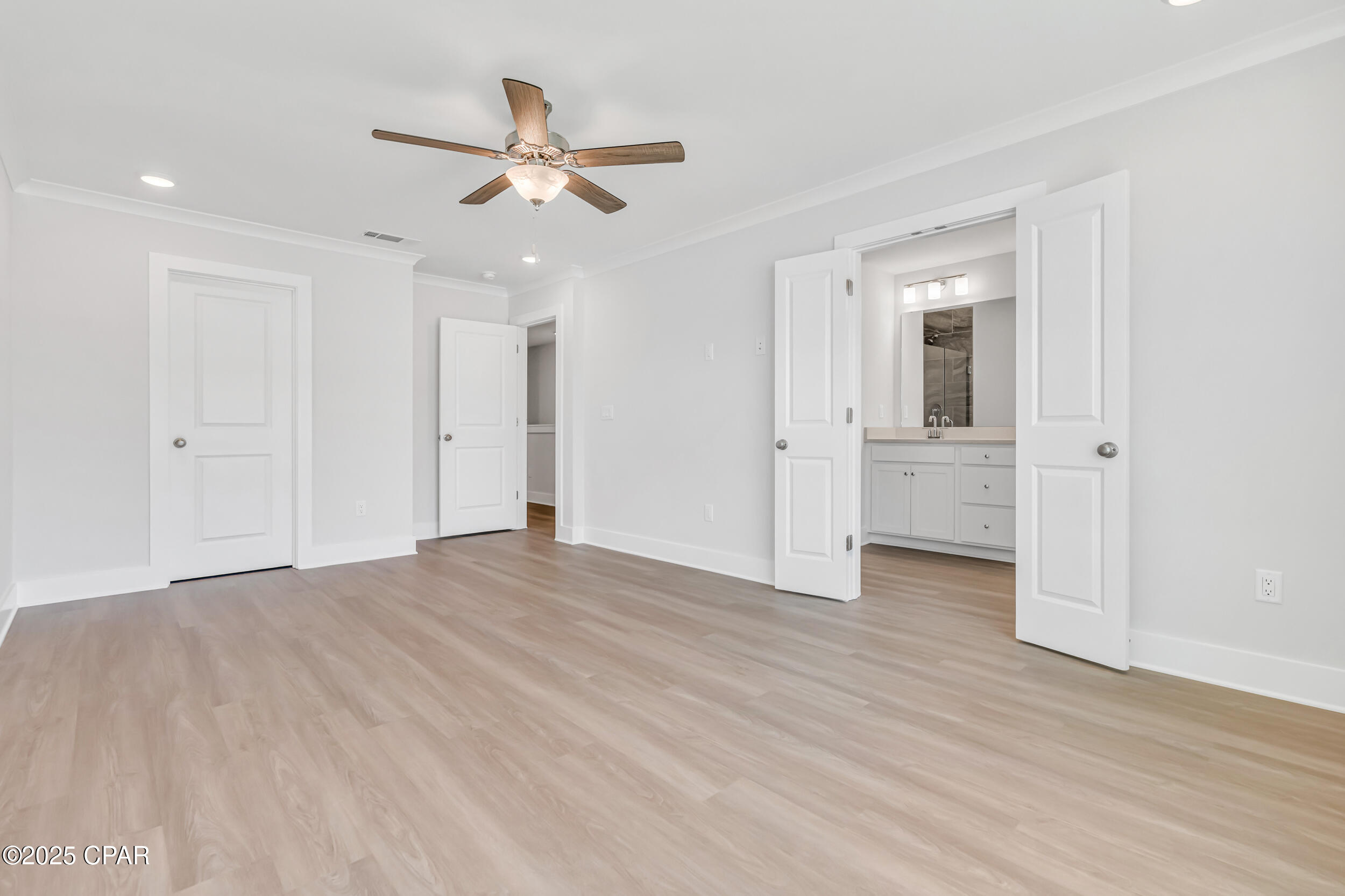 Colonial Landing - Residential