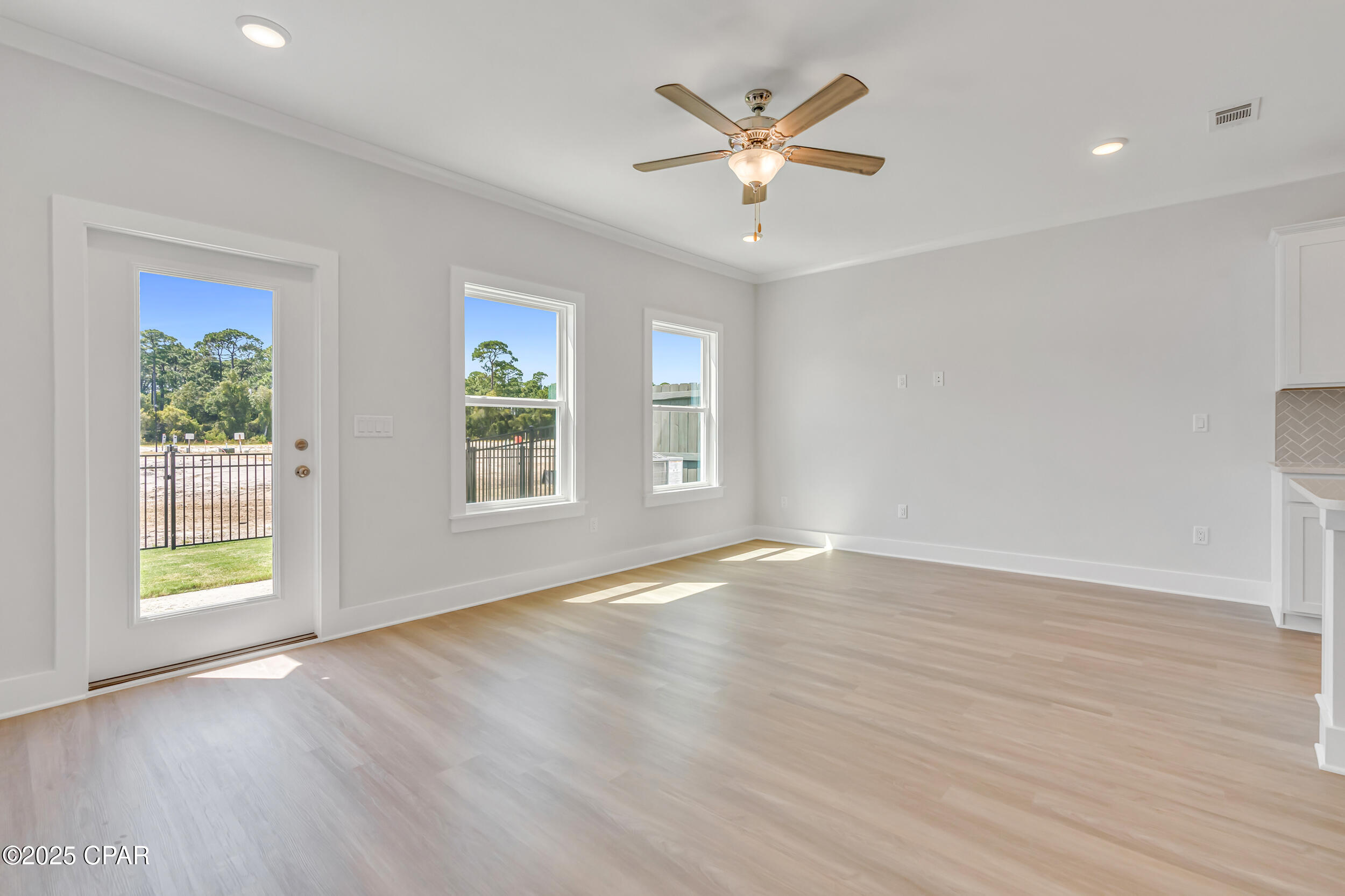 Colonial Landing - Residential