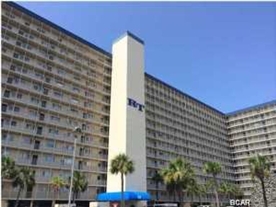 CENTER * FOURTH FLOOR UNIT * NEEDS WORK...