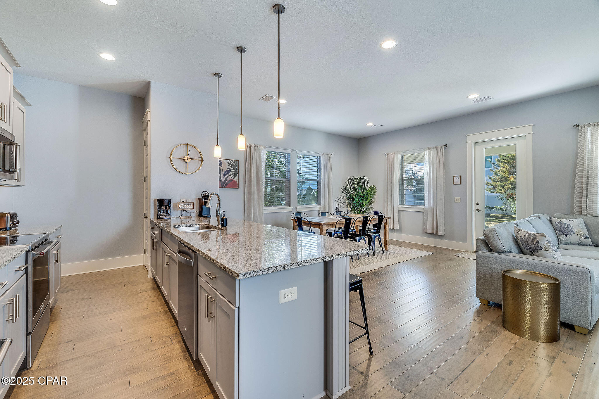 Frangista Beach - Residential