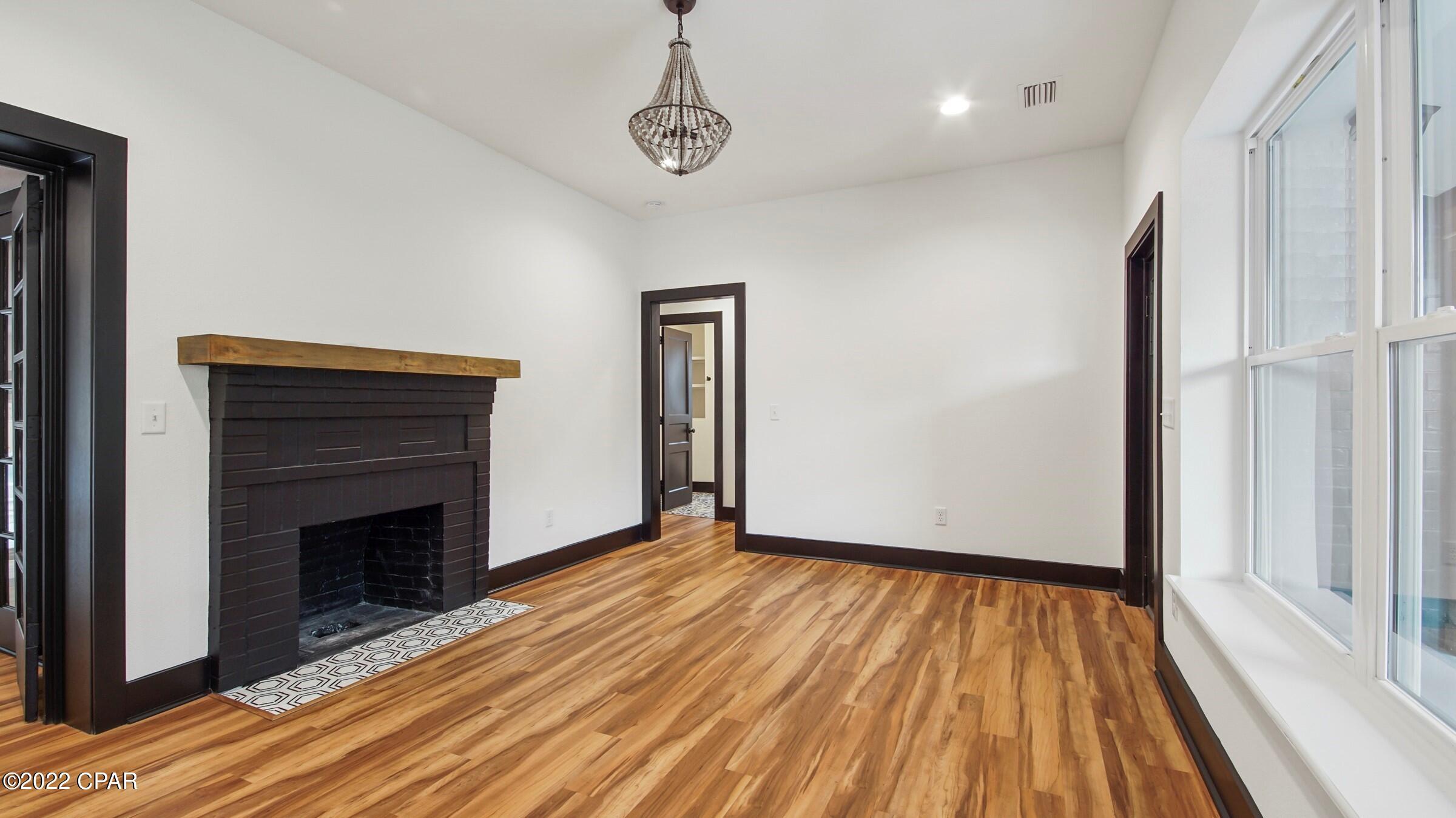 Sudduths 10Th Add - Residential