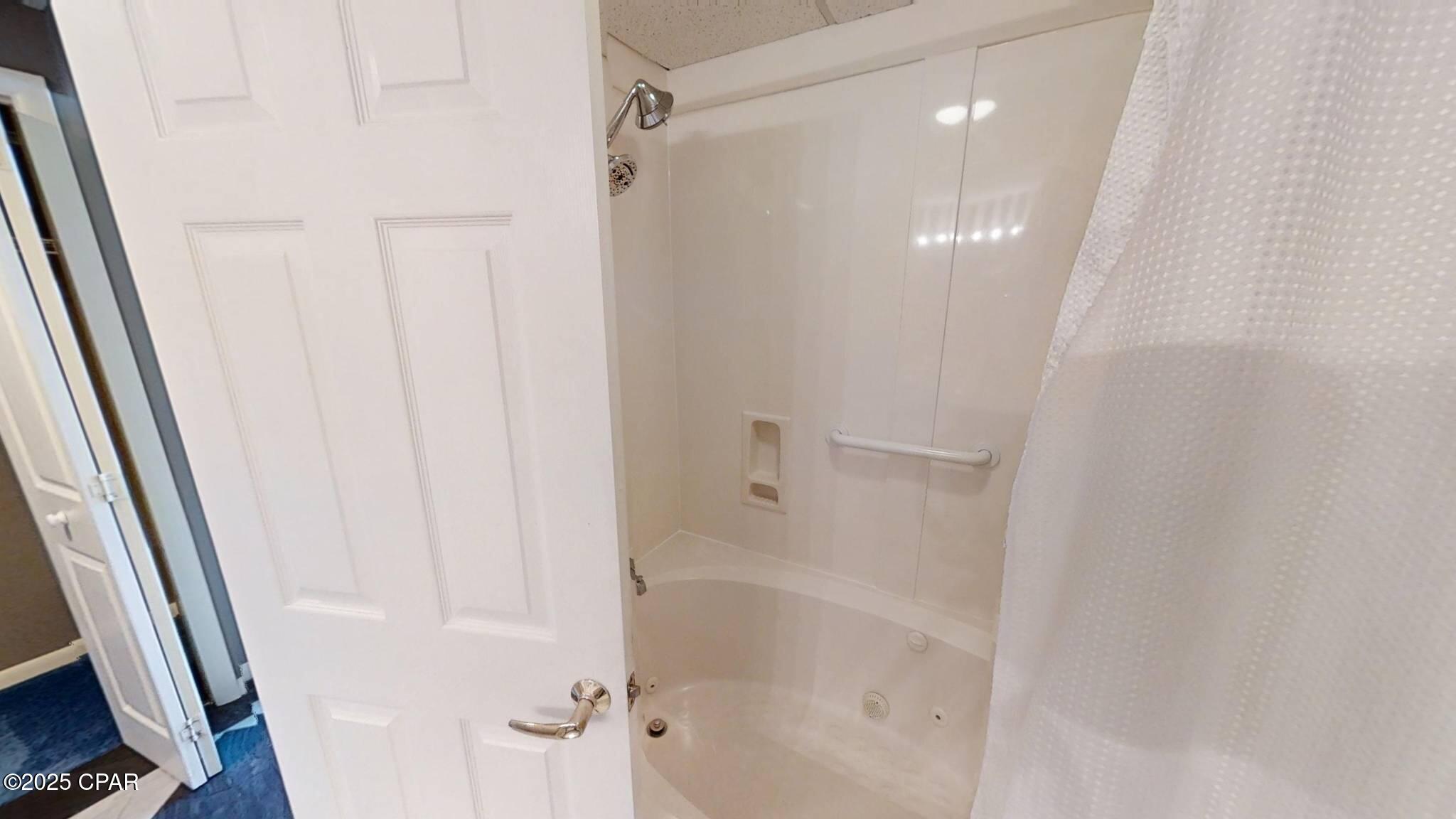 Long Beach Towers II - Residential