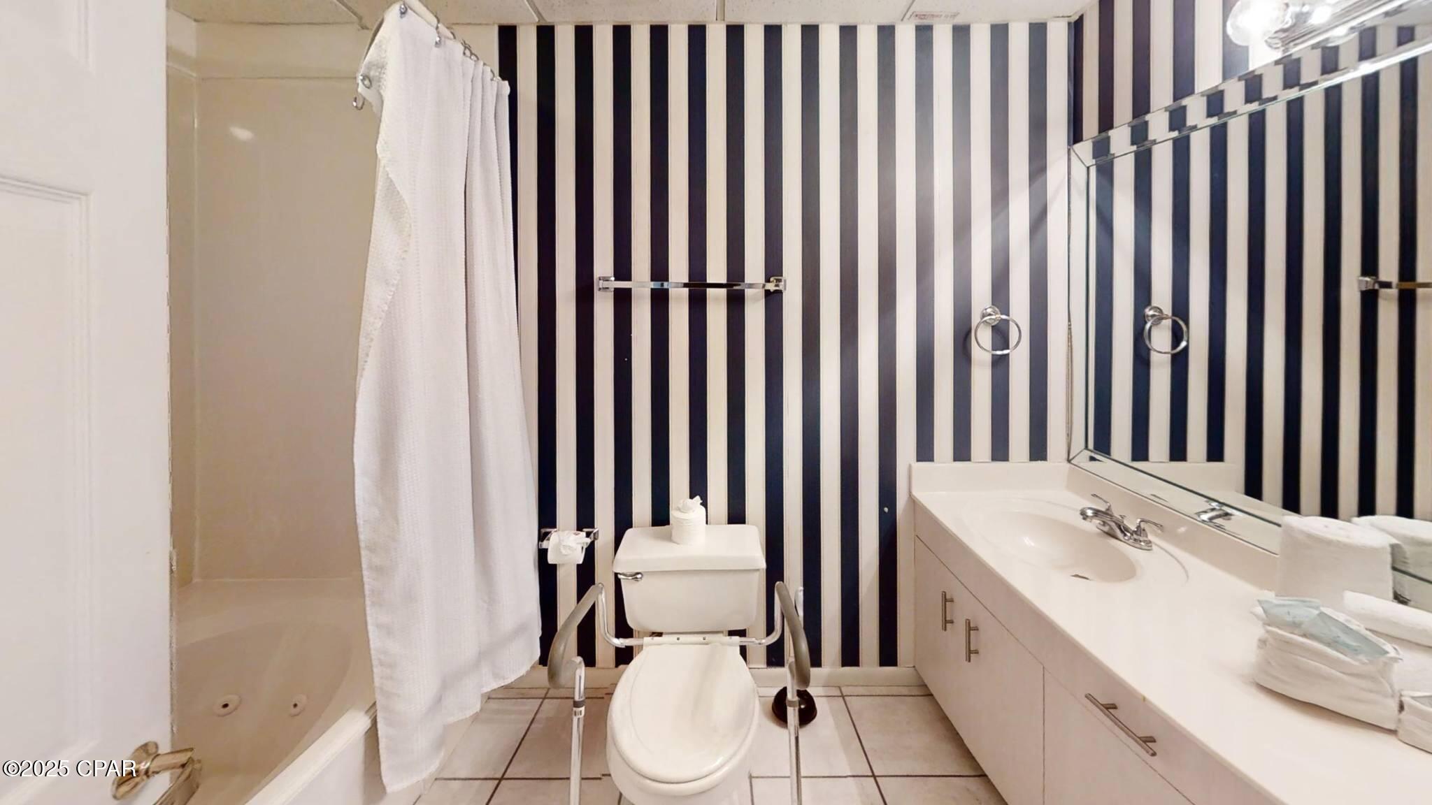 Long Beach Towers II - Residential